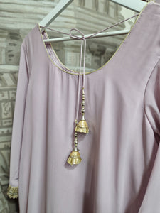 Lilac Trouser Suit (Size 18-20)
