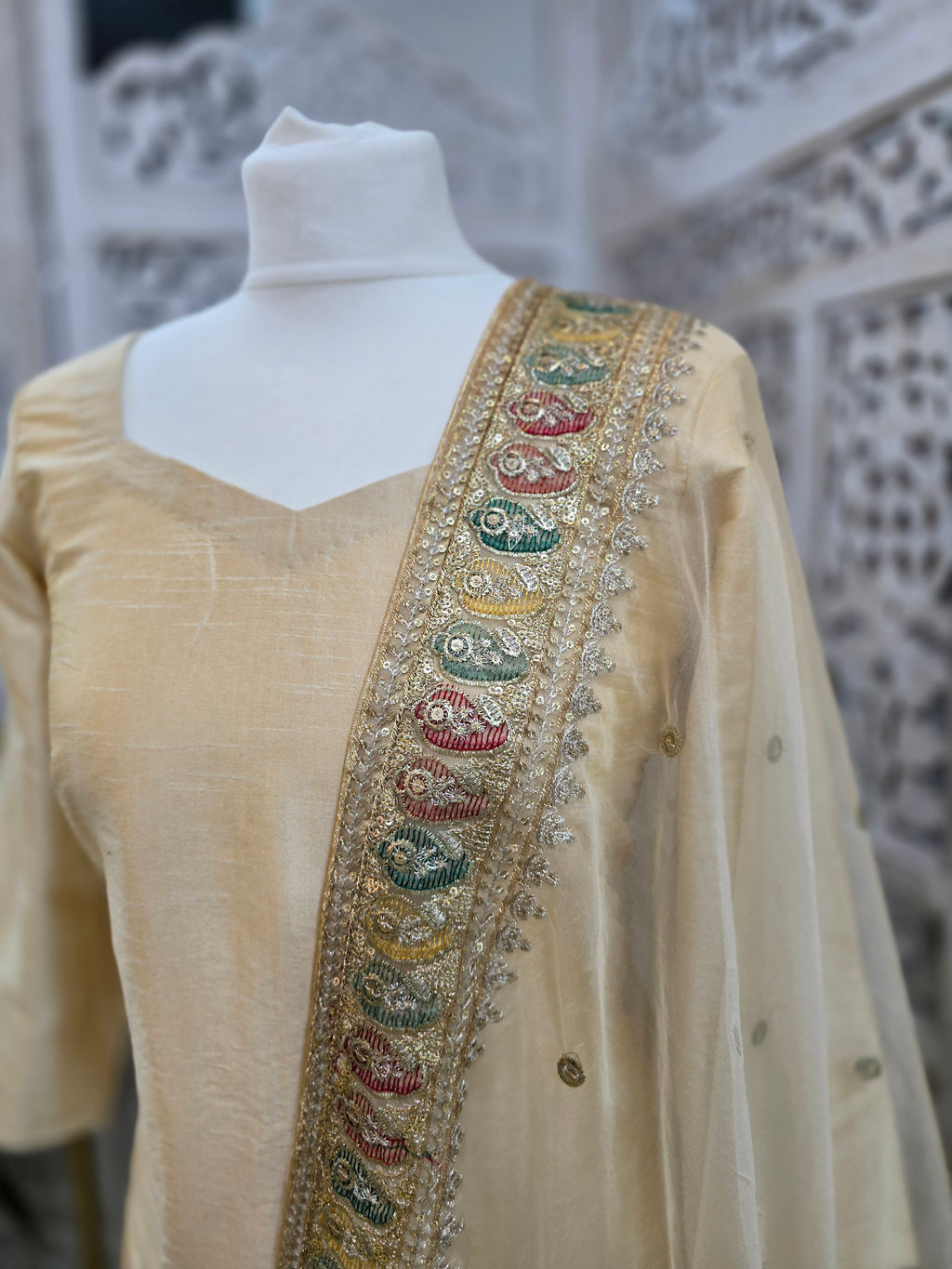 Indira Gold  Pajami Suit with sleeves (sizes 4 to 18)