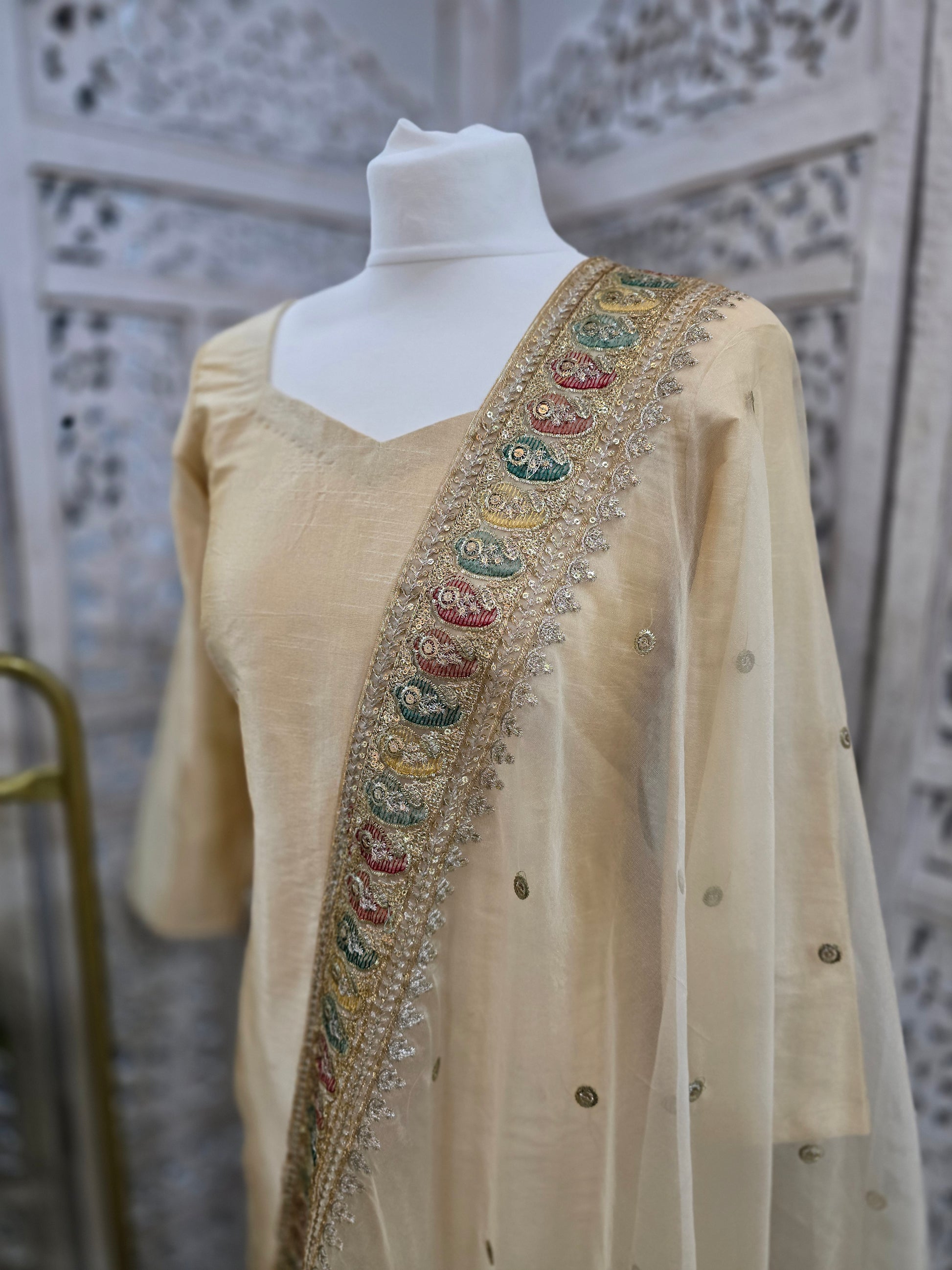 Indira Gold  Pajami Suit with sleeves (sizes 4 to 18)