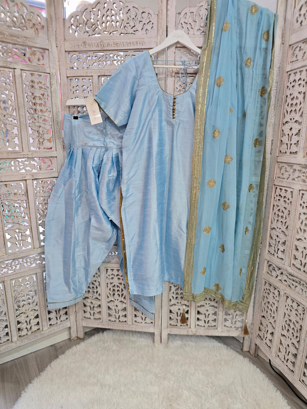 Powder Blue Salwar Suit (Size 18-20)