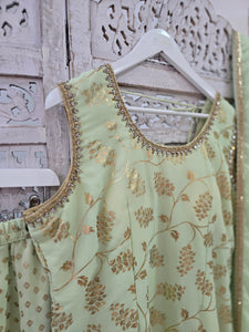 Mint foil print sharara suit (Size 18-20)