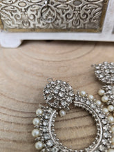 Laila Royal Silver Earrings
