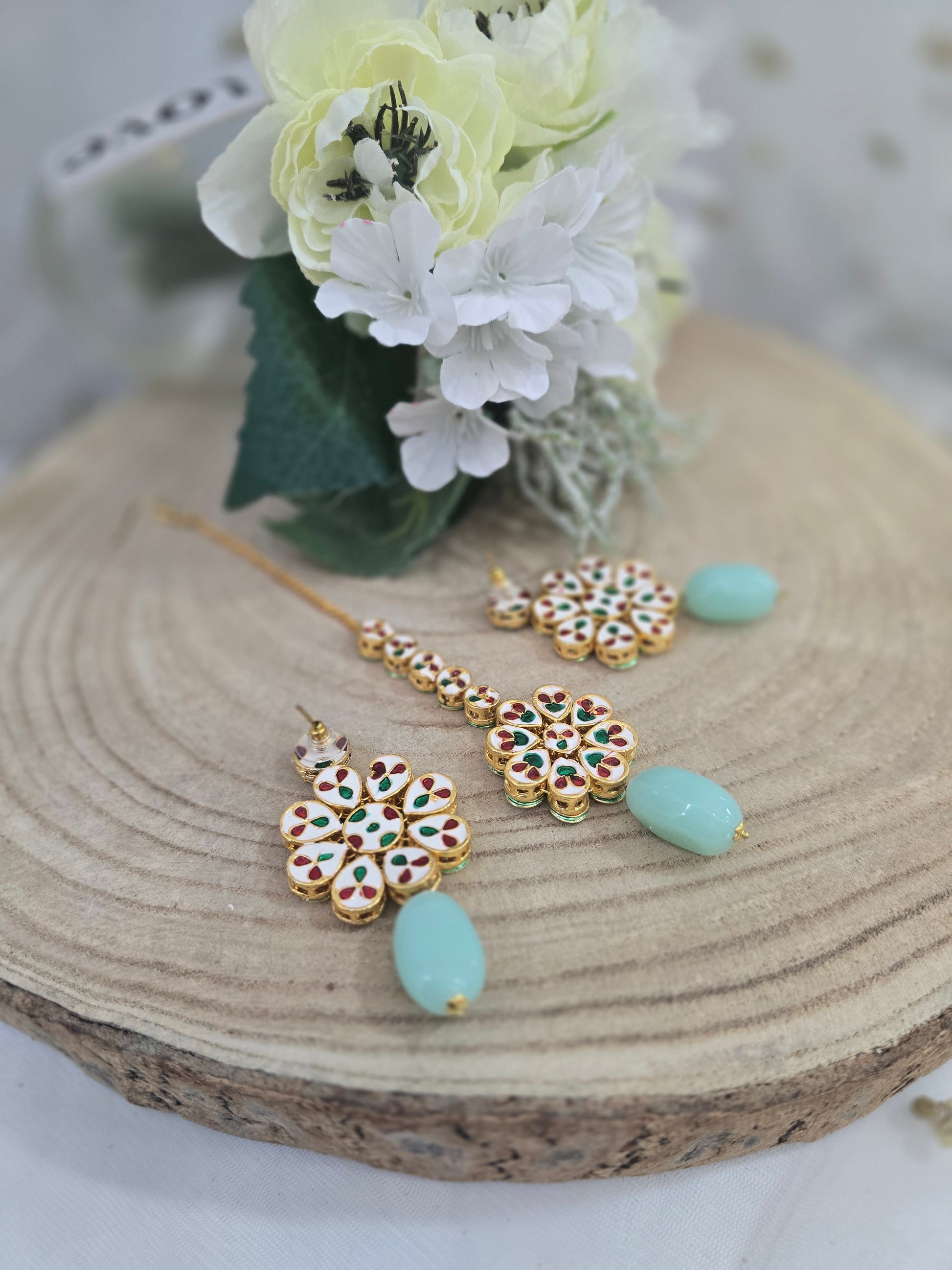 Shabana Kundan Mint Earrings & Tikka set