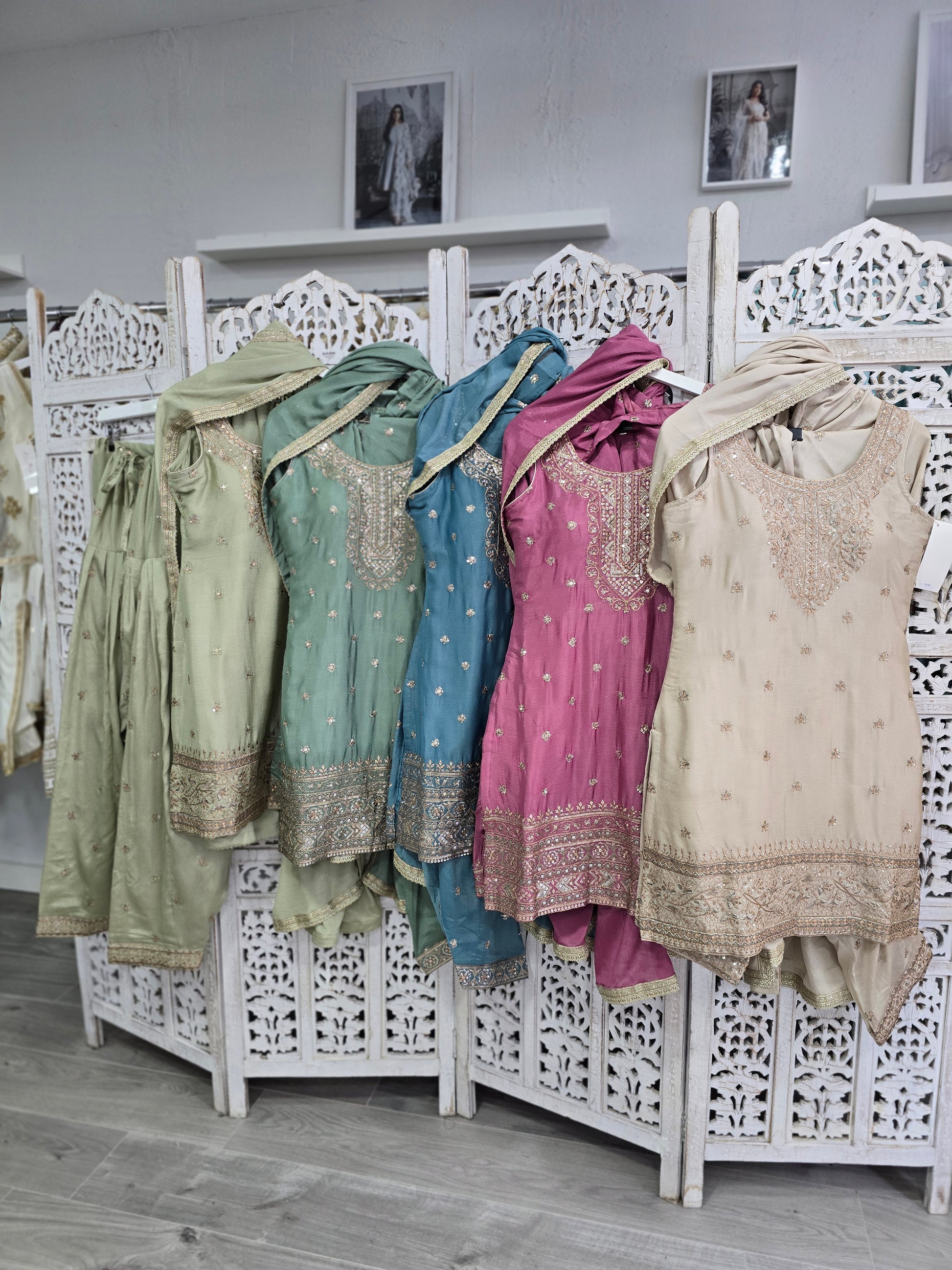 Thread Embroidery Salwar Suits Size 10-12 (various colours)