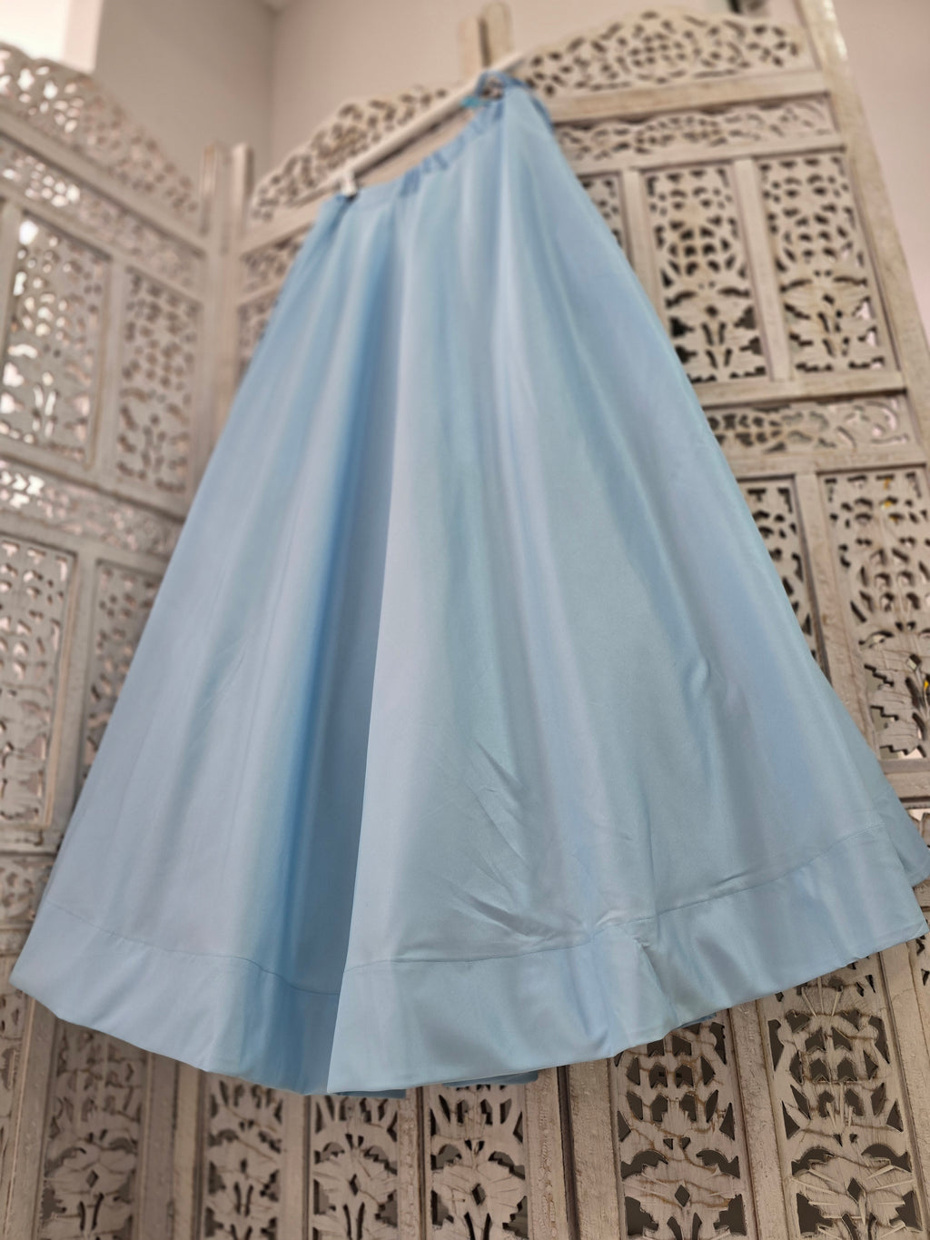 Readymade Powder Blue Silk skirt/lehnga (16-18)