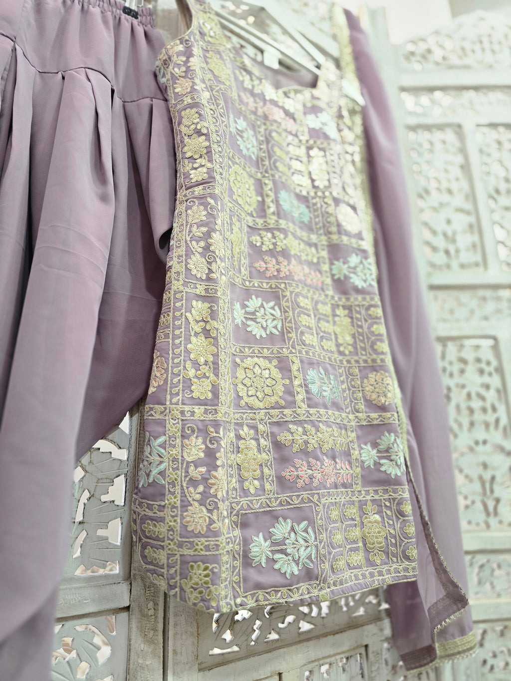 Lilac Embroidered Dhoti Salwar Suit (Size 10- 12)