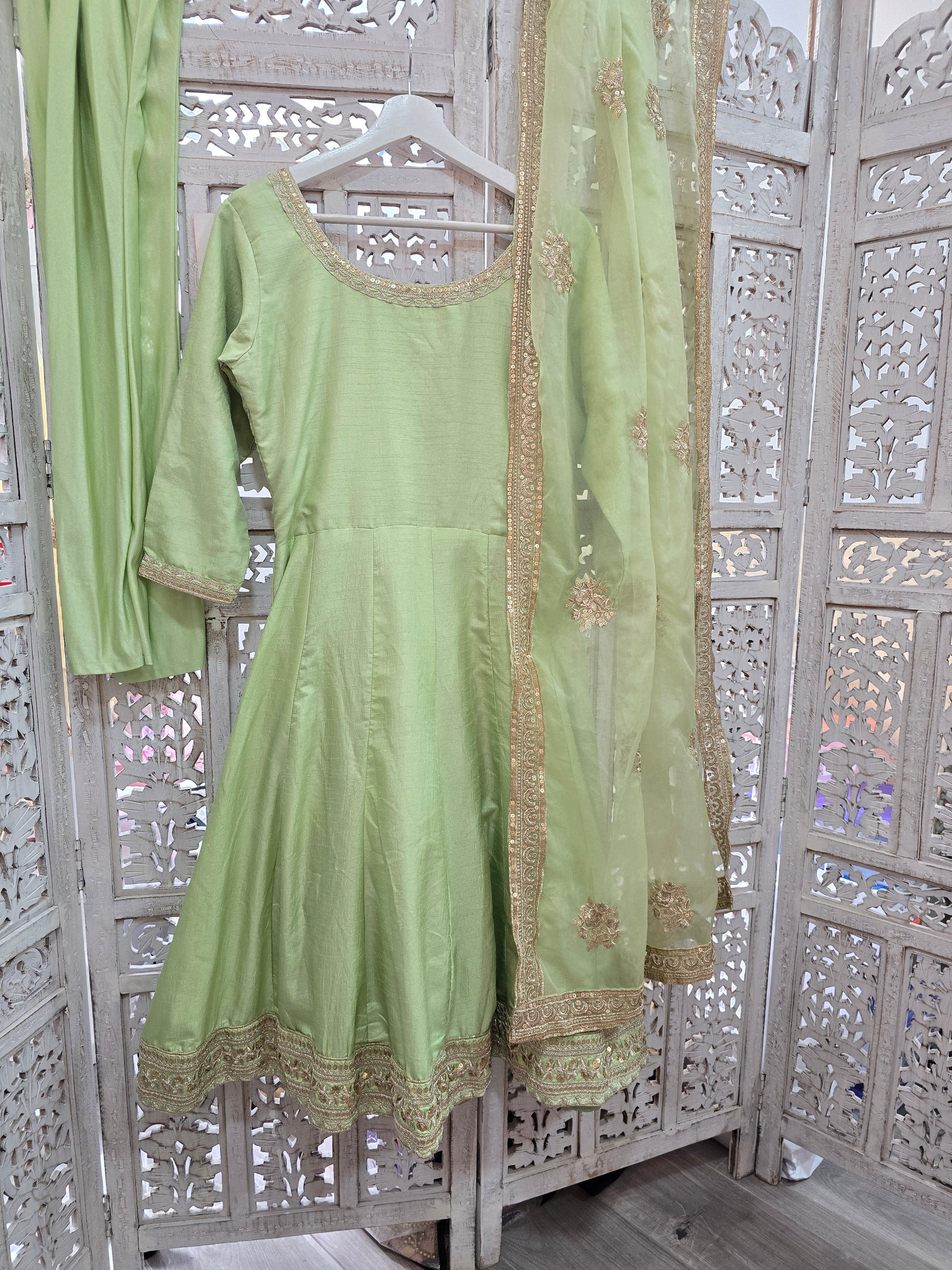 Mint Silk Pajami Suit (Size 10-12)