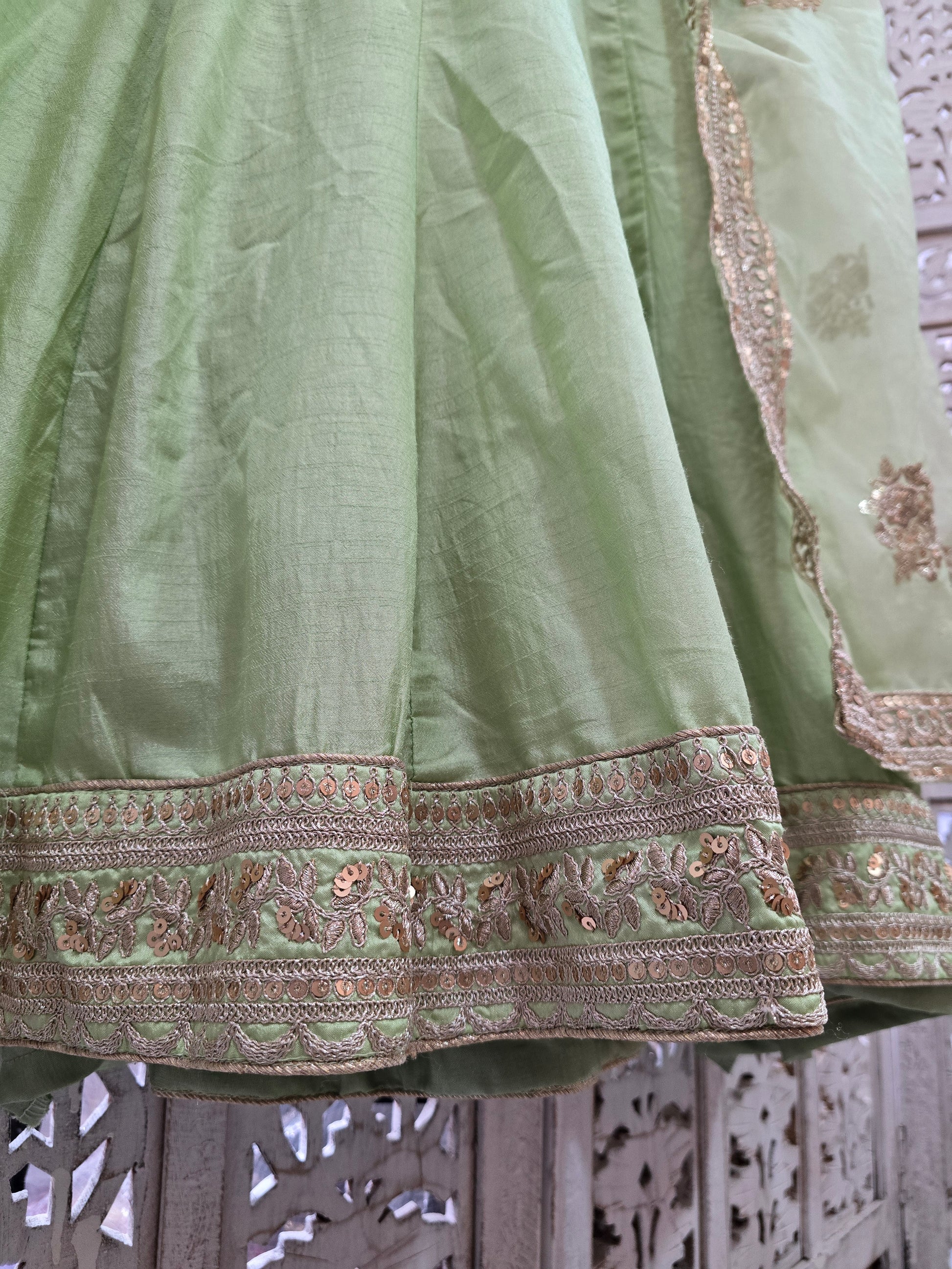 Mint Silk Pajami Suit (Size 10-12)
