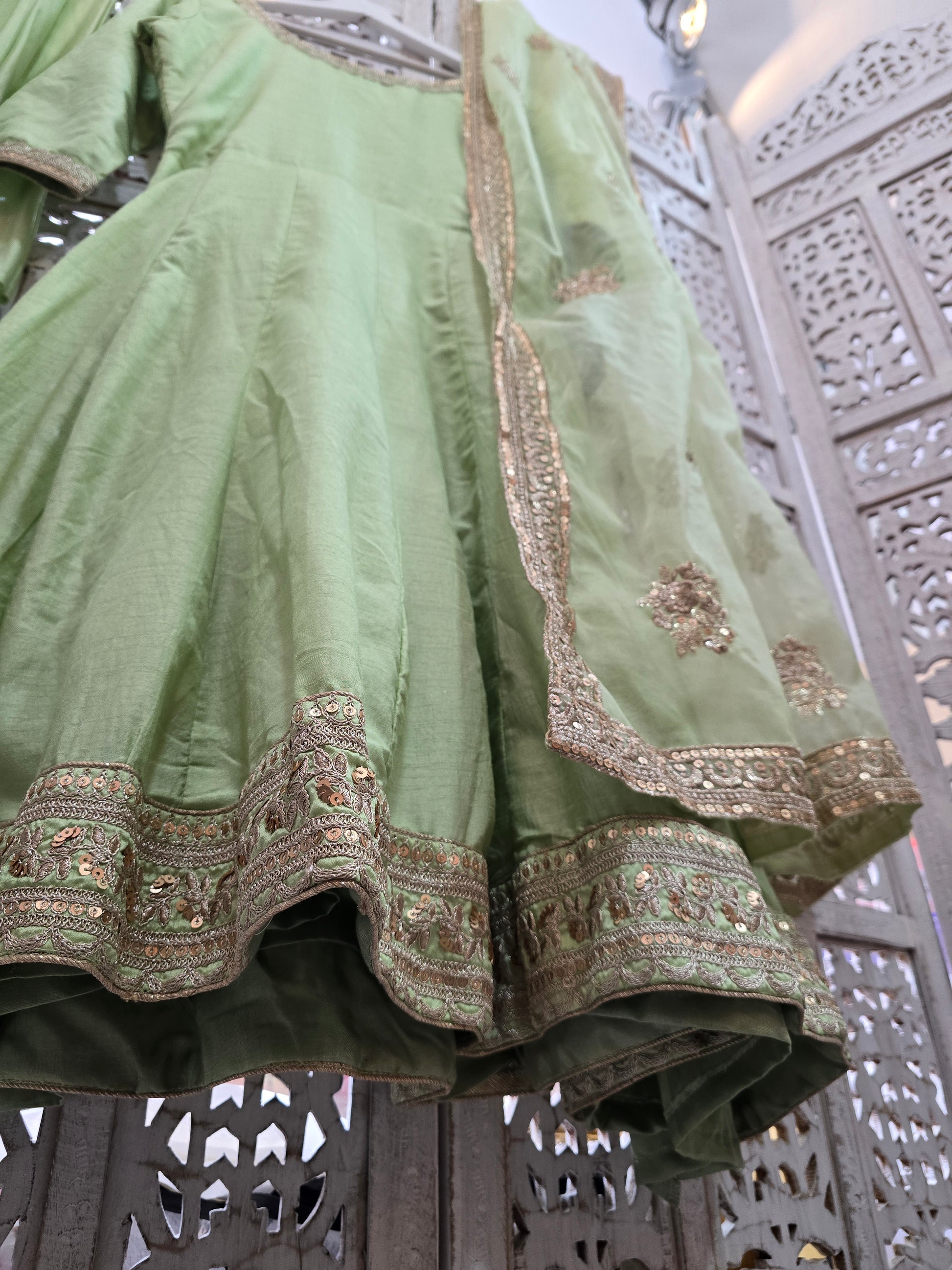 Mint Silk Pajami Suit (Size 10-12)