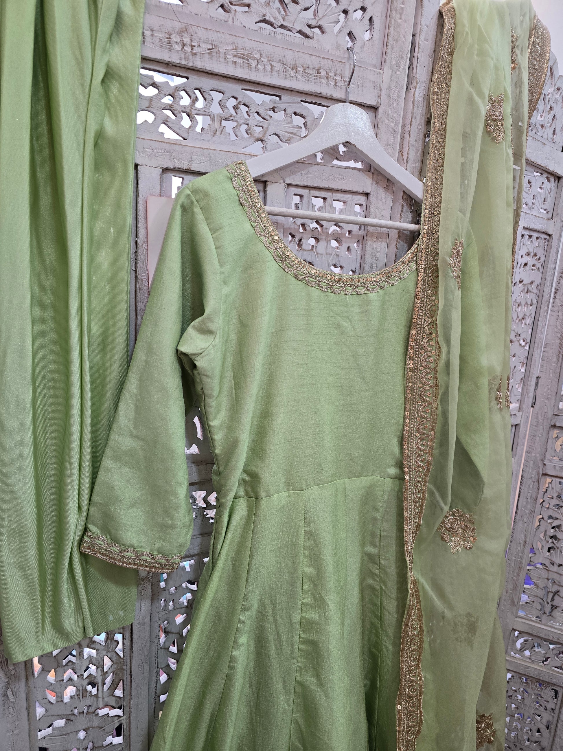 Mint Silk Pajami Suit (Size 10-12)
