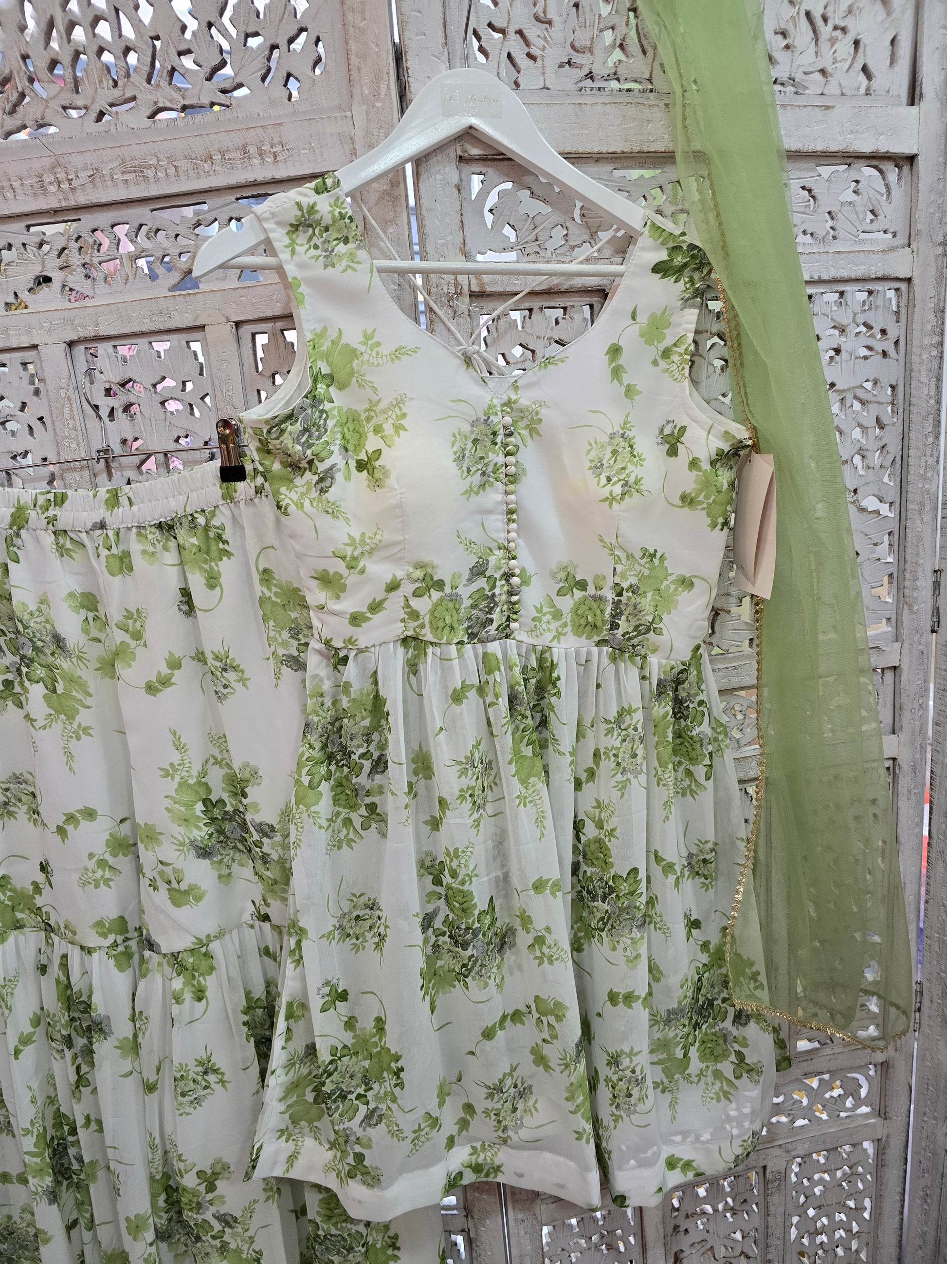 Green & White Floral Print Gharara Suit (Size 10-12)