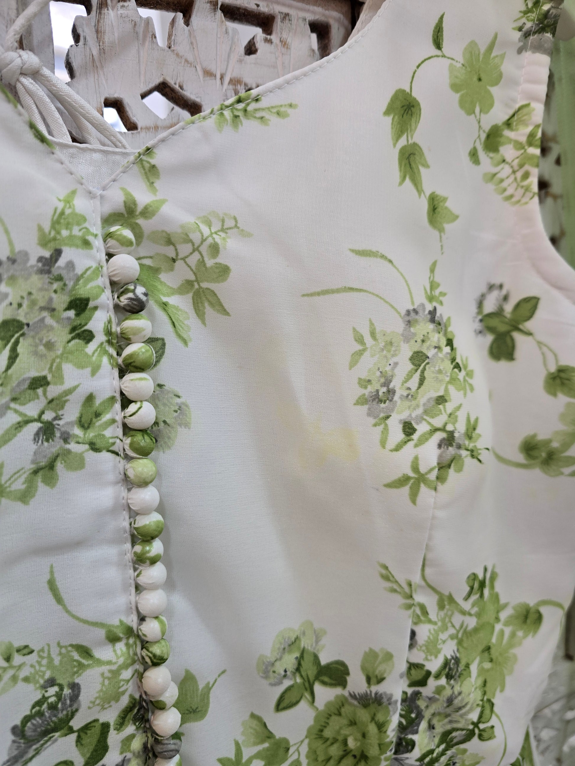 Green & White Floral Print Gharara Suit (Size 10-12)