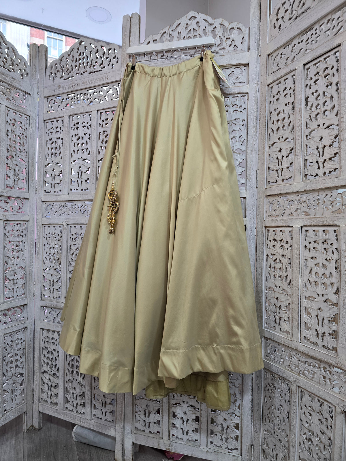 Gold skirt/lehnga (size 12-14)