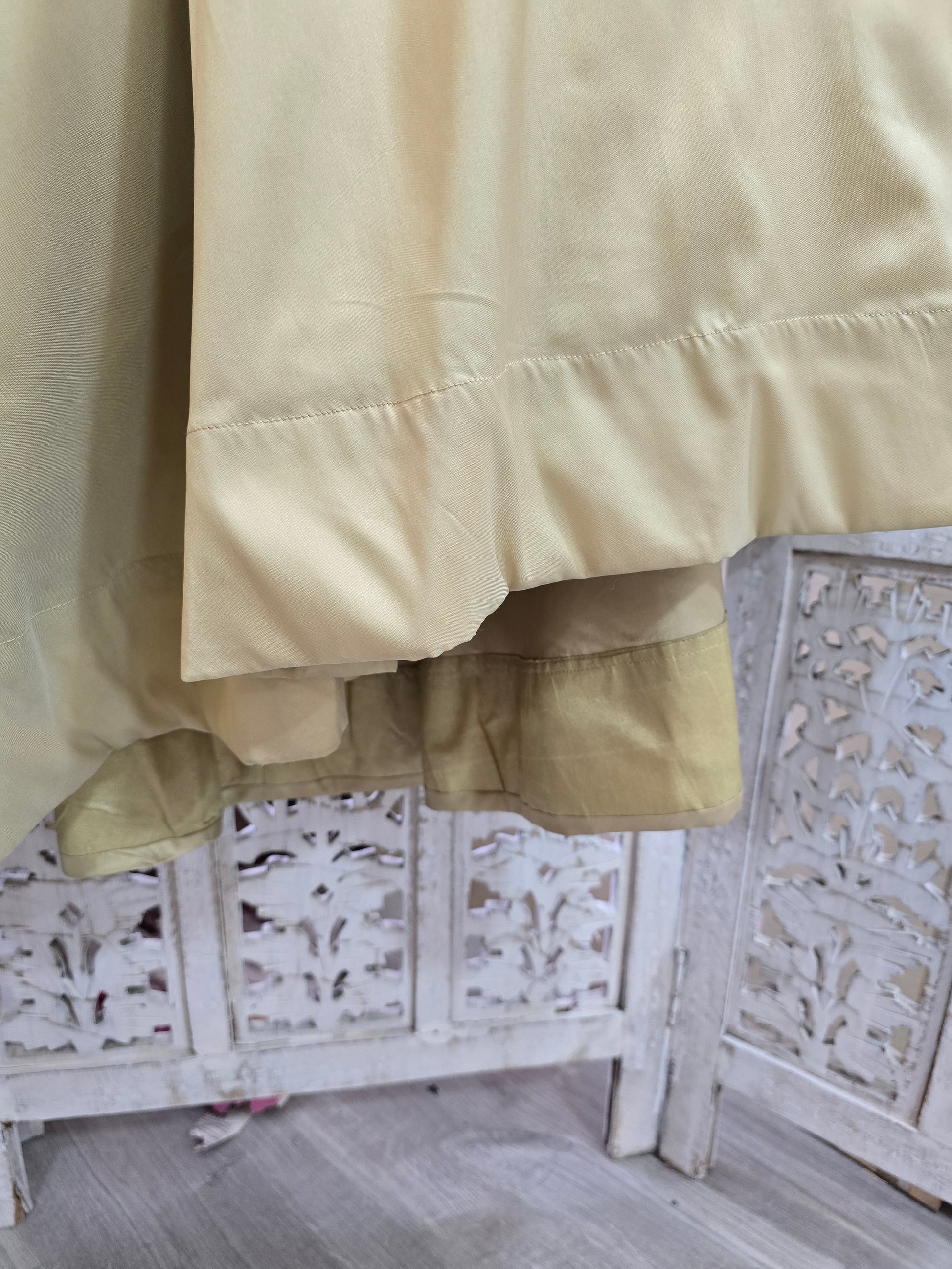 Gold skirt/lehnga (size 12-14)