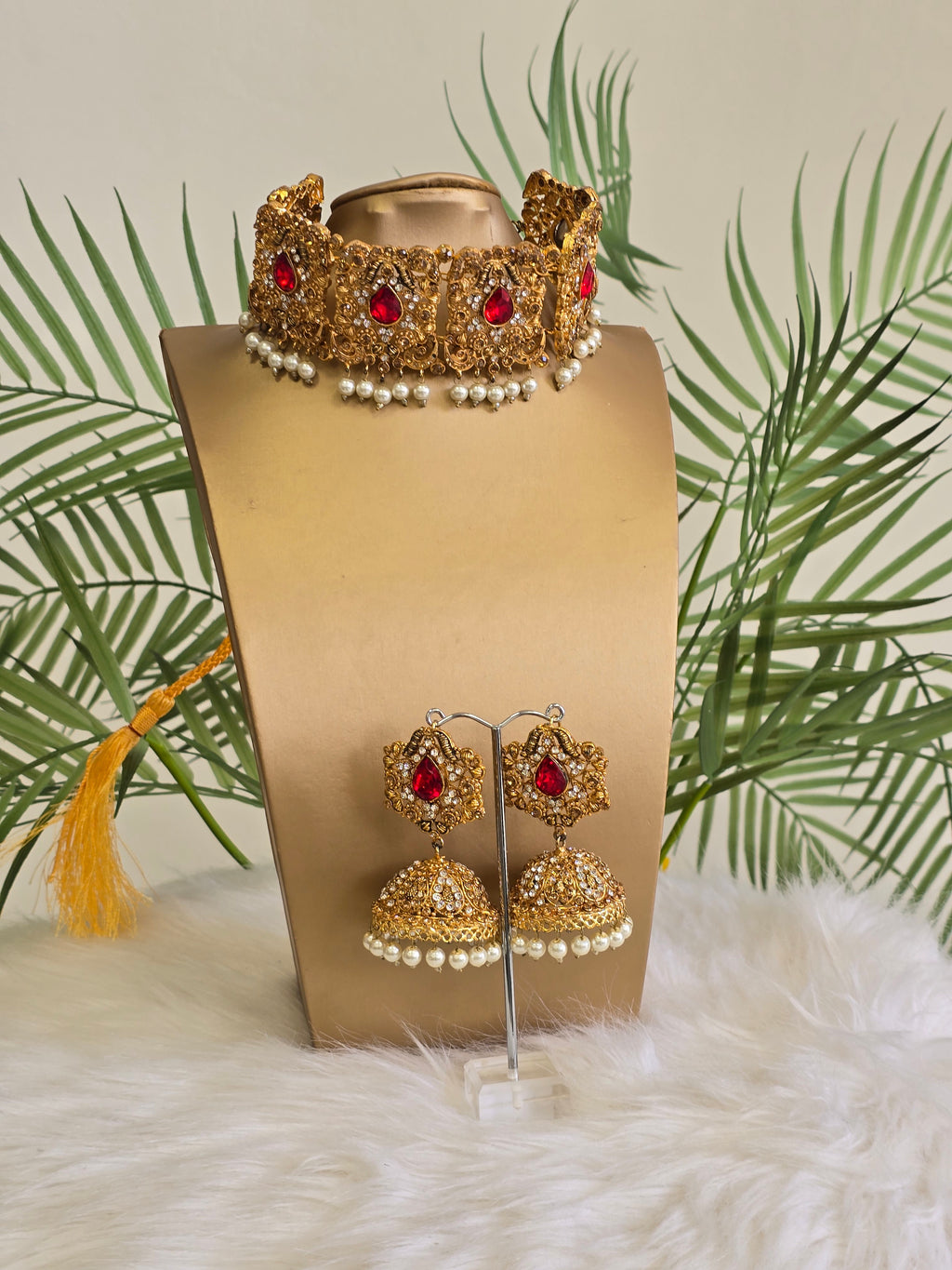 Red Stone & Pearl Maharani Choker Set