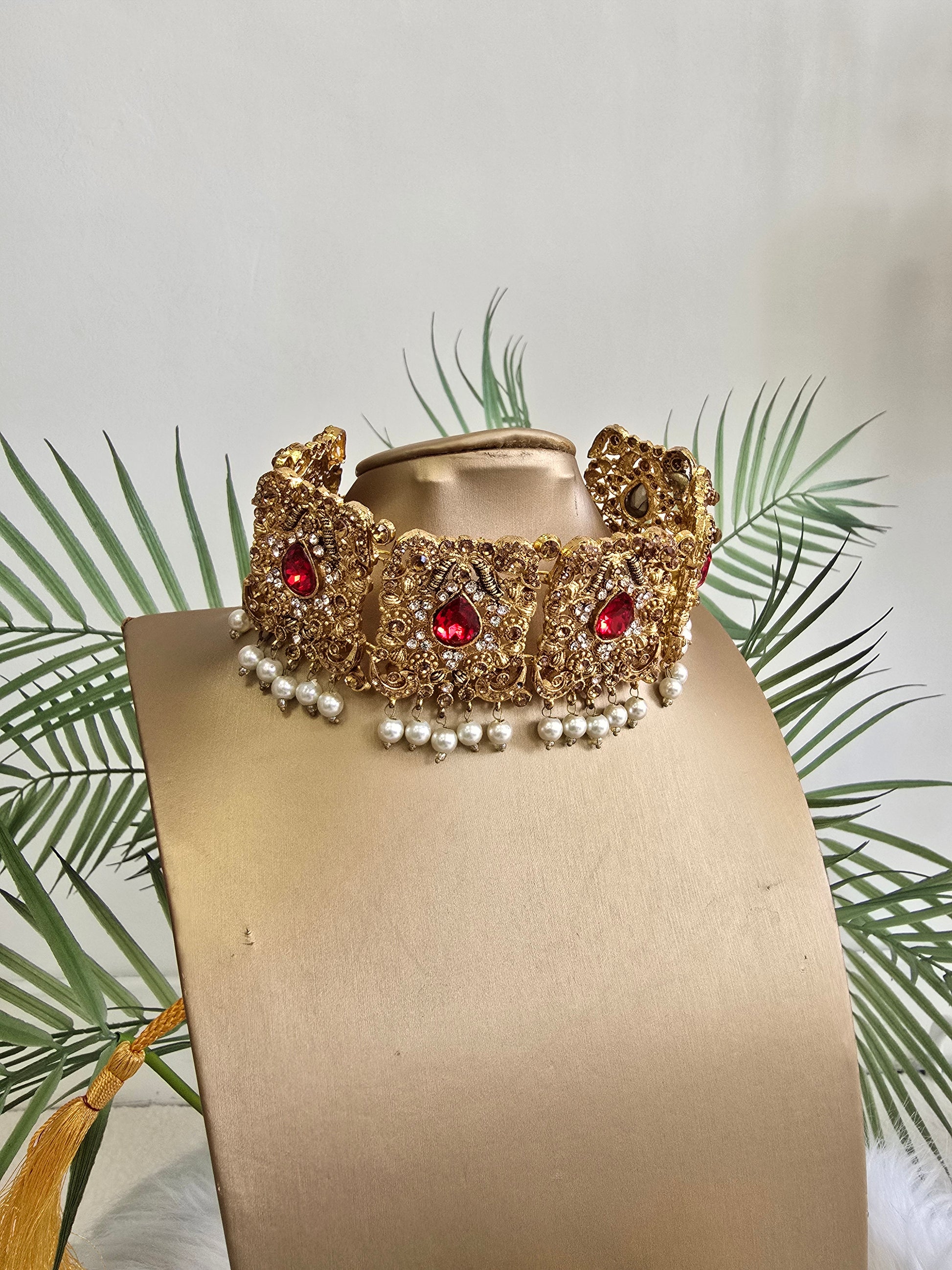 Red Stone & Pearl Maharani Choker Set