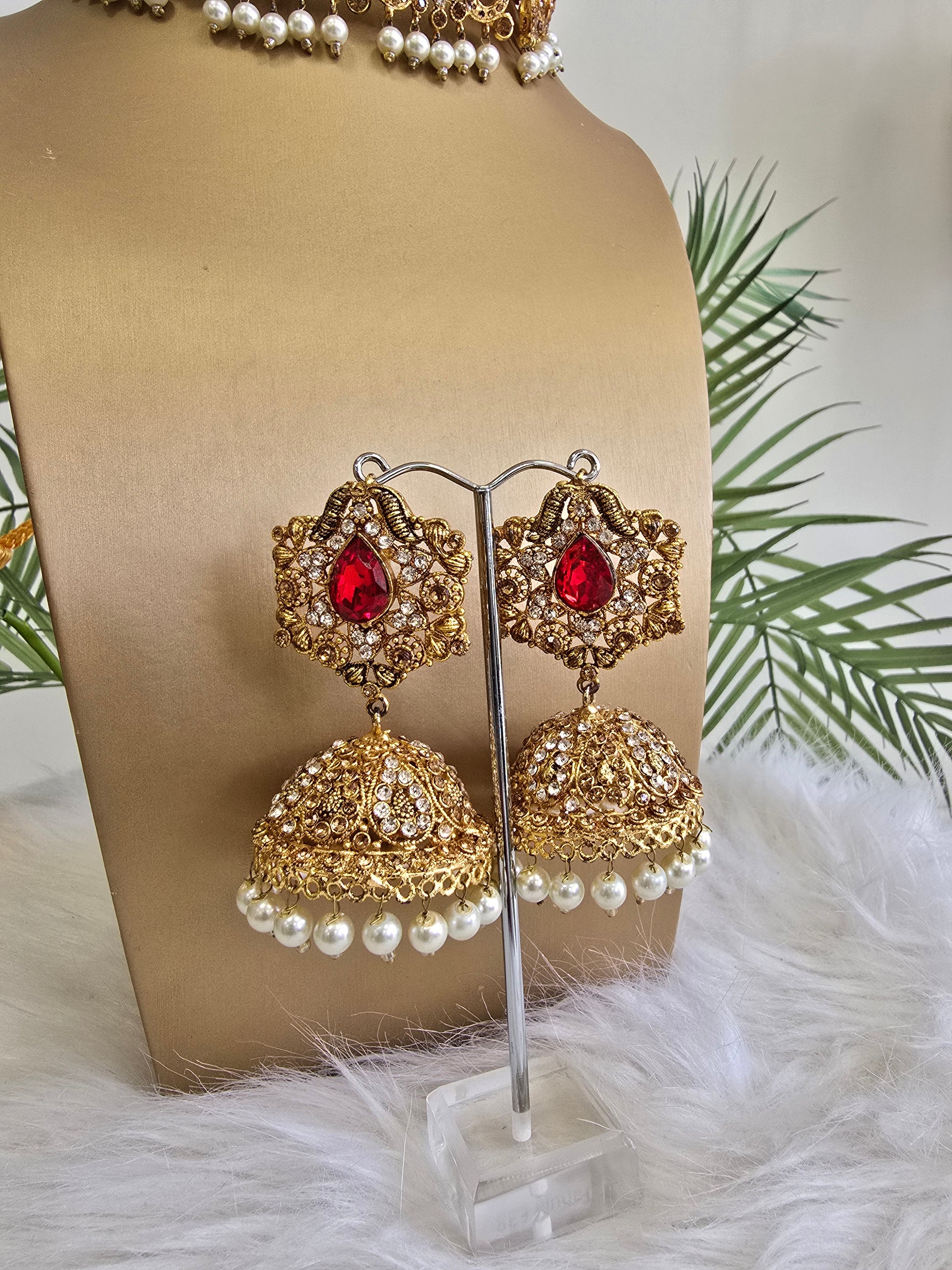 Red Stone & Pearl Maharani Choker Set