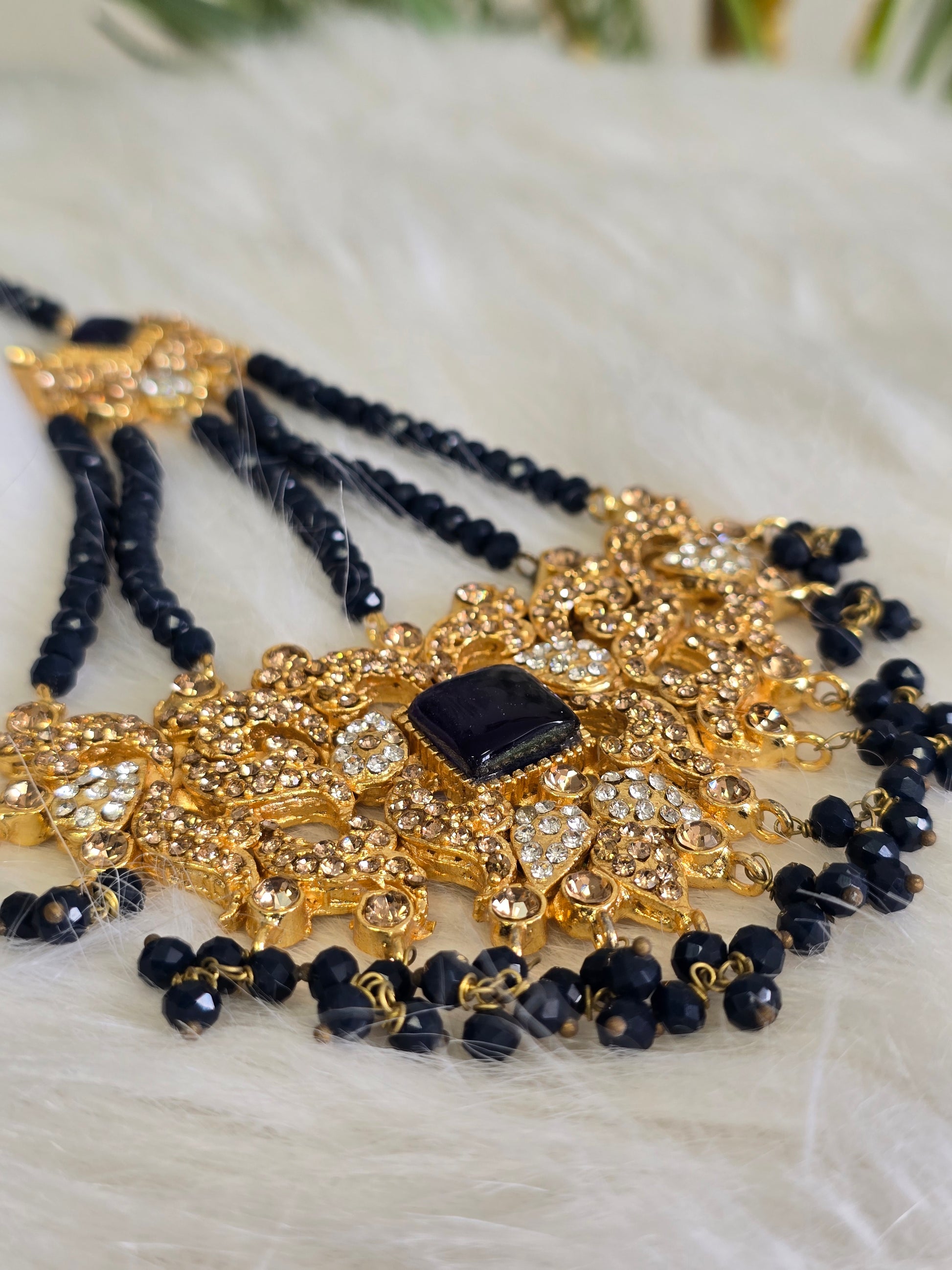Maharani Navy Bead Tikka and Passa