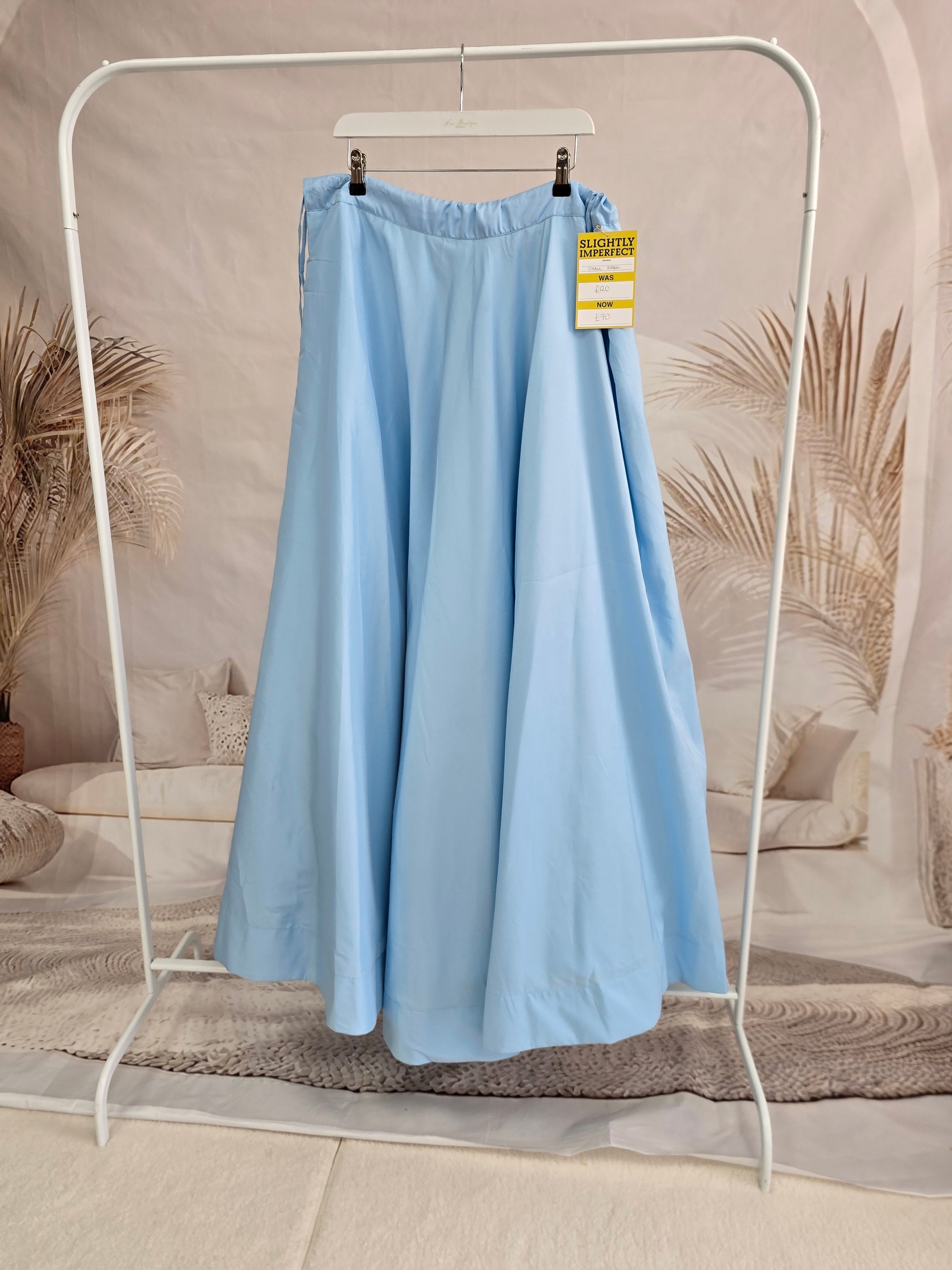 Readymade Light Blue Silk skirt/lehnga (size 16-18)