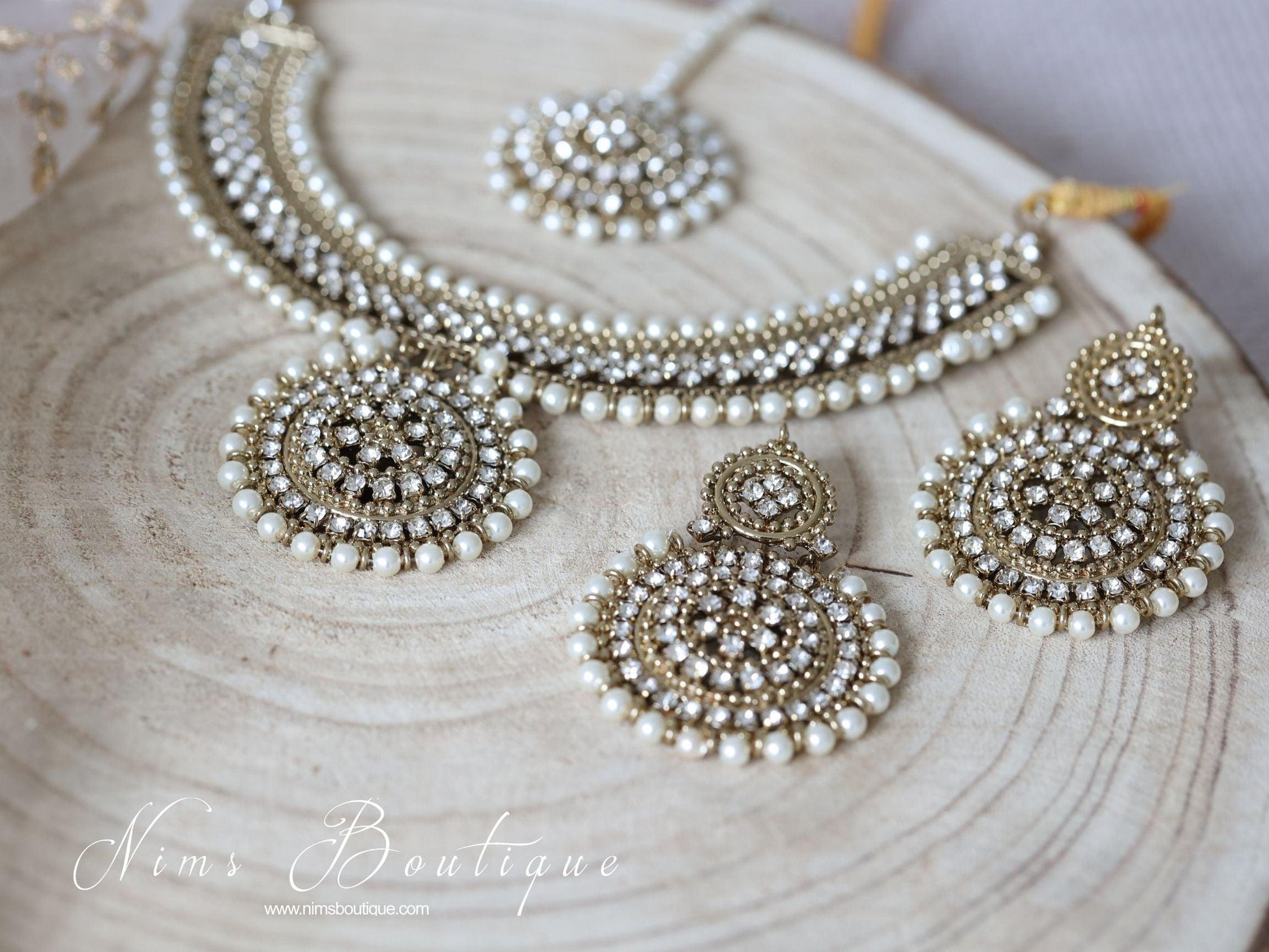 Nims Boutique Classic Royal Pearl Set