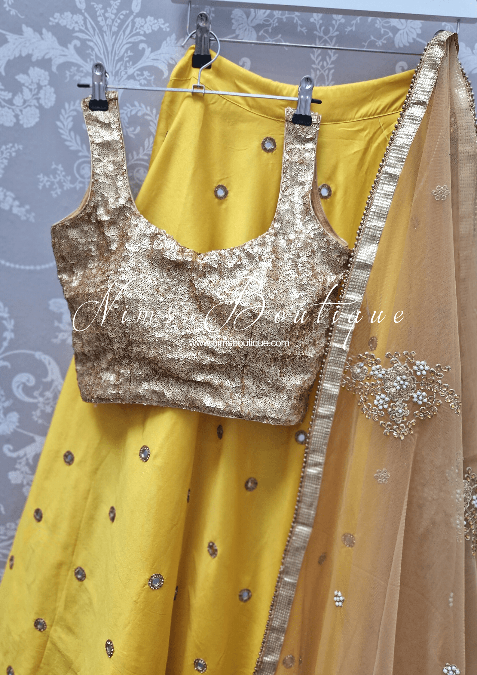 Nims Boutique Luxury Rose Gold Sequin Sleeveless Blouse 4-24