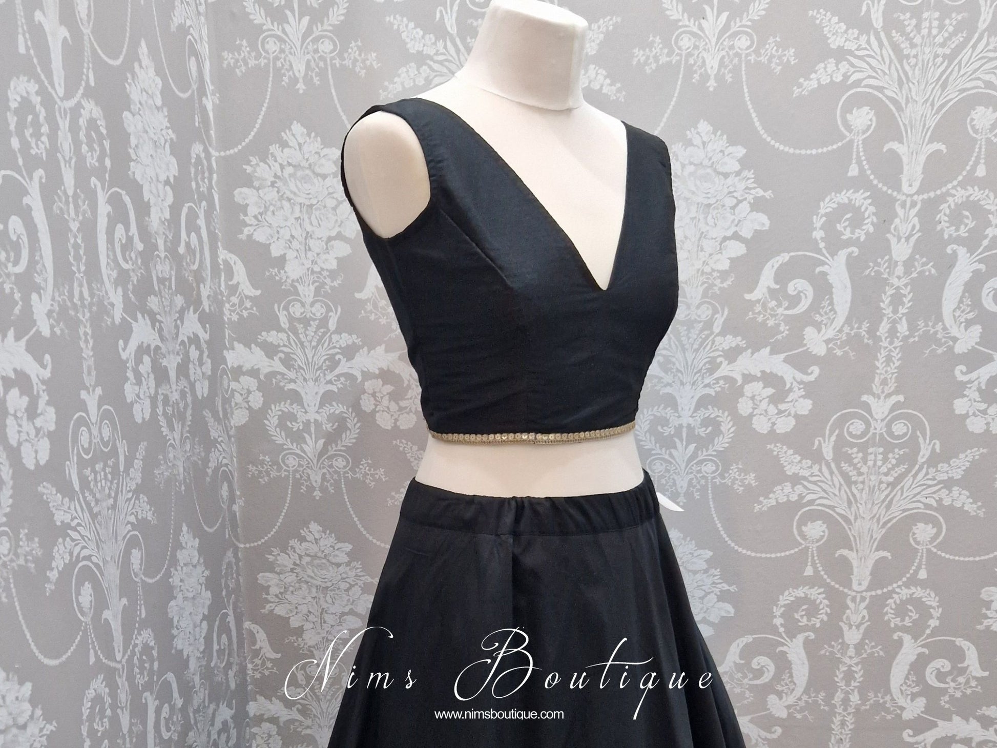 Nims Boutique Rupa Black Luxury Silk V Neck Blouse size 4-16