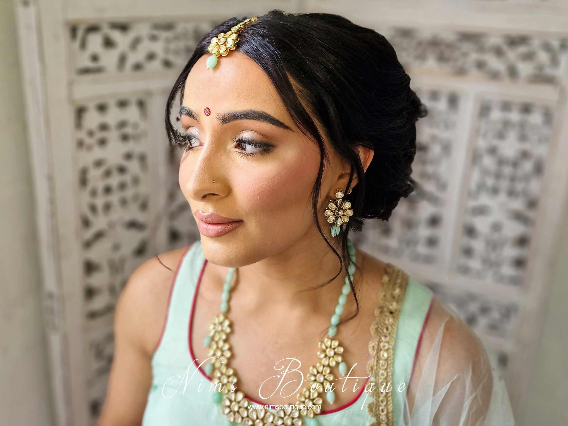 Nims Boutique Shabana Kundan & Mint Jewellery Set