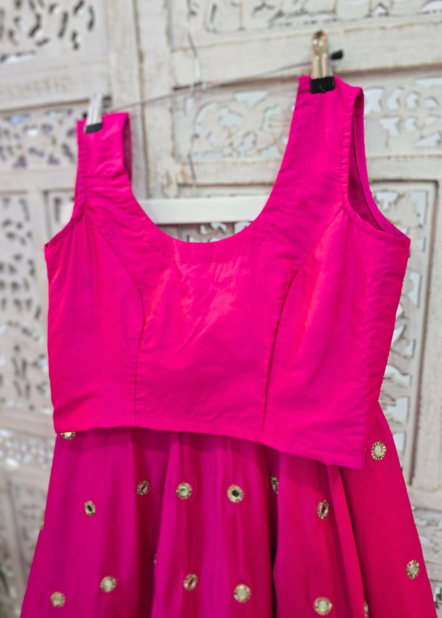 Sleeveless Hot Pink Silk Blouse (4-26)
