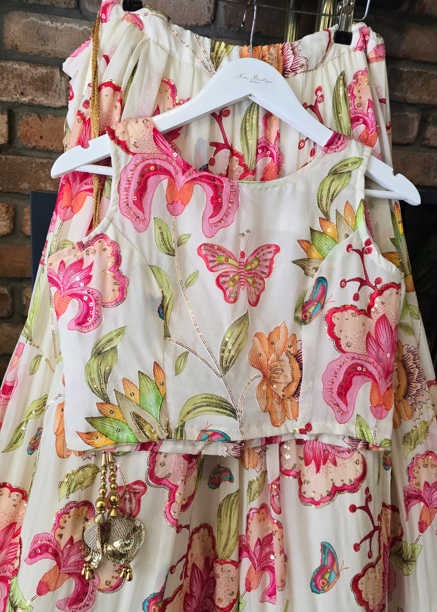 Evelina Ivory Multicolour Floral Sleeveless Blouse