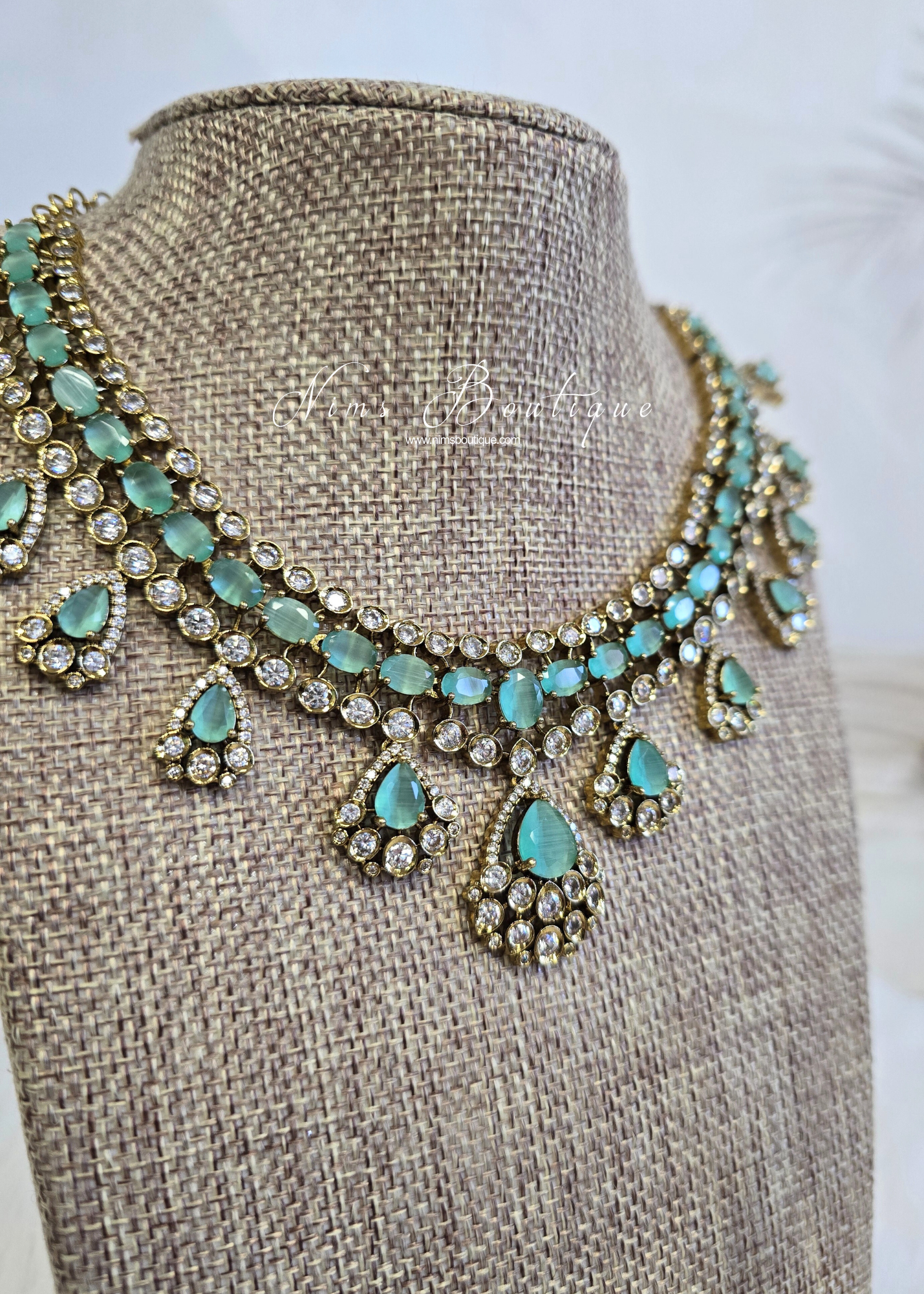 Ahana Mint Stone Jewellery Set