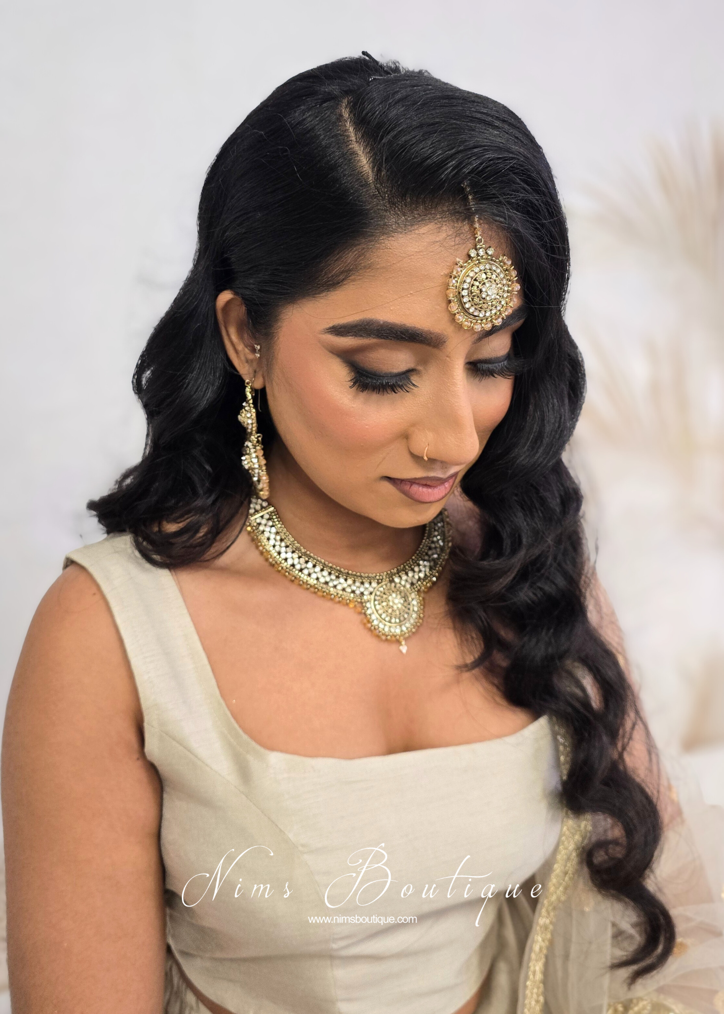 Small Royal Antique Gold Clear Stone Set with Earring Chains