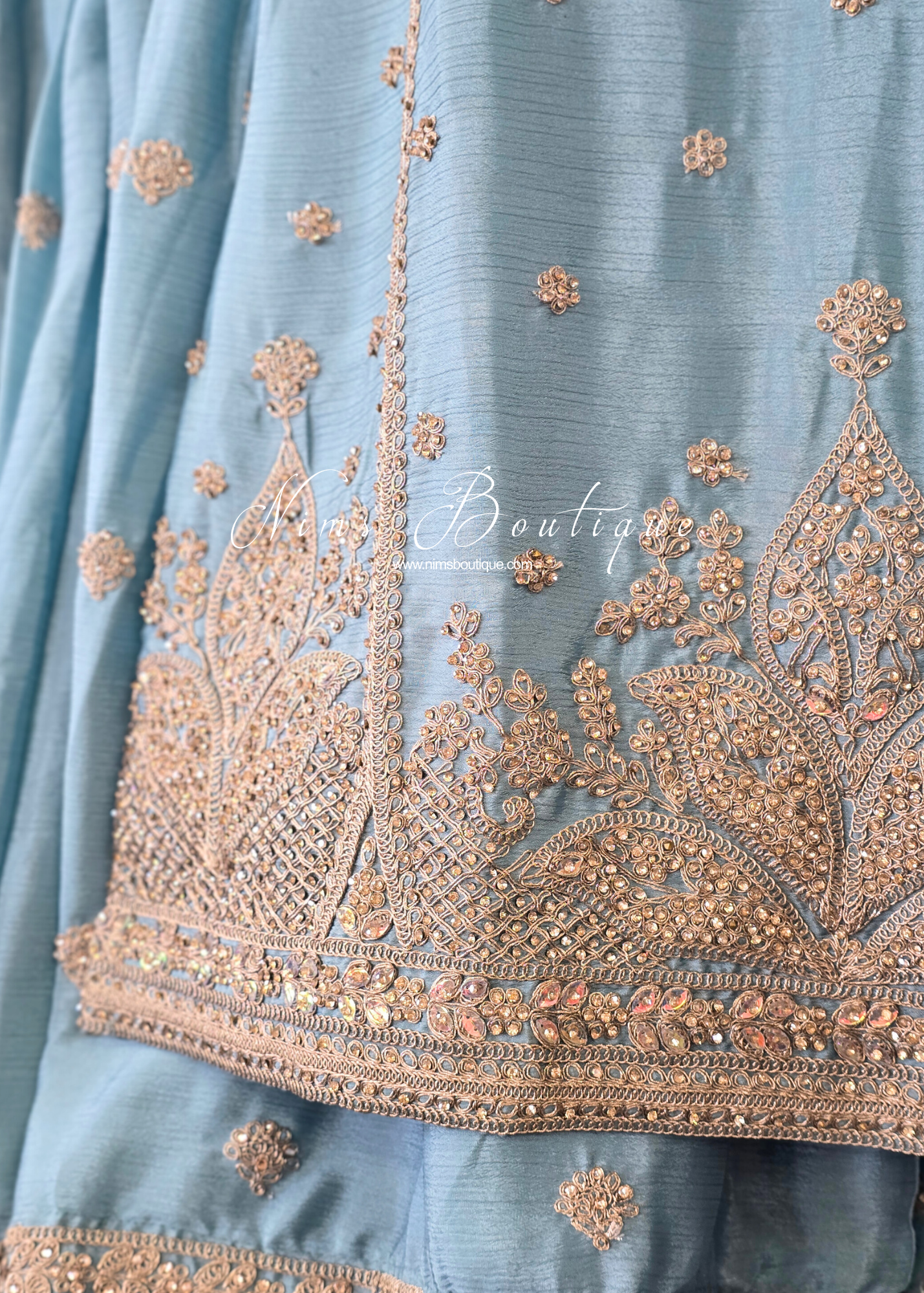 Blue Embroidered Gharara Suit (Size 18-20)