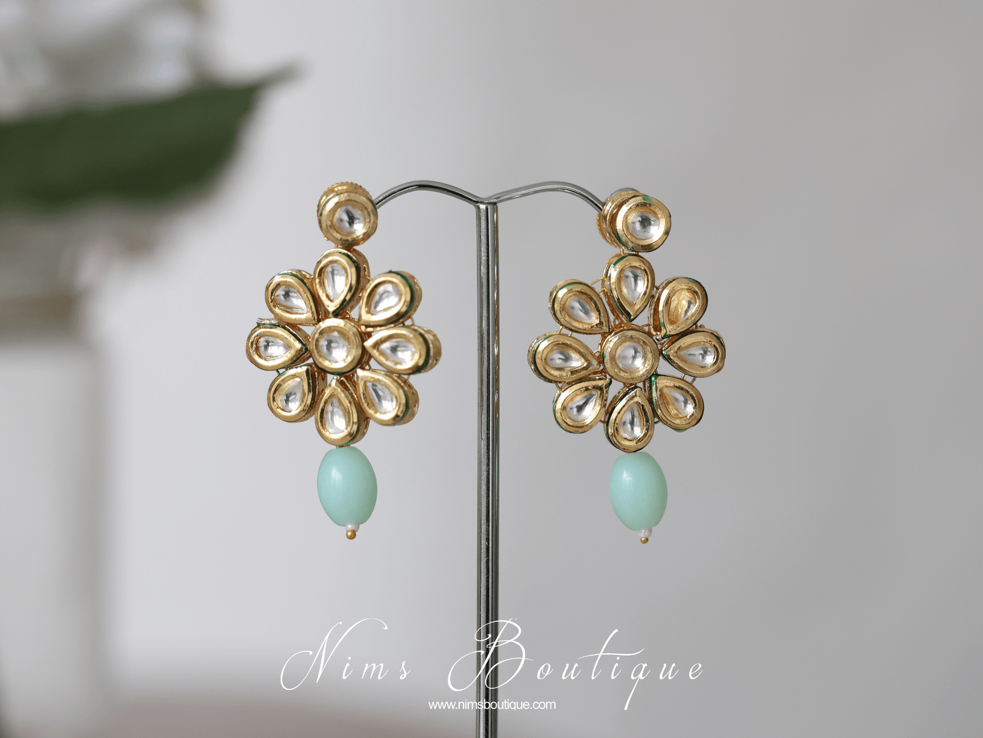 Nims Boutique Shabana Kundan & Mint Jewellery Set
