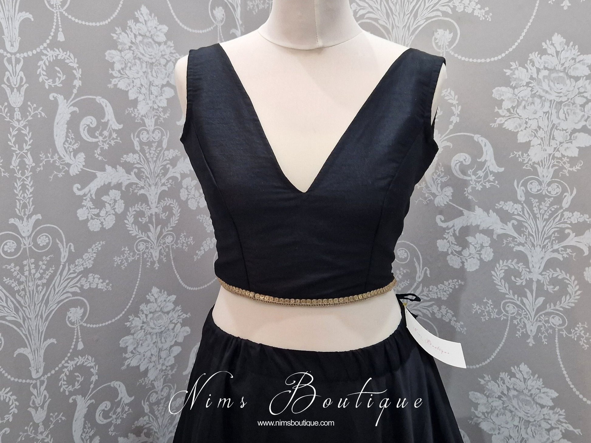Nims Boutique Rupa Black Luxury Silk V Neck Blouse size 4-16