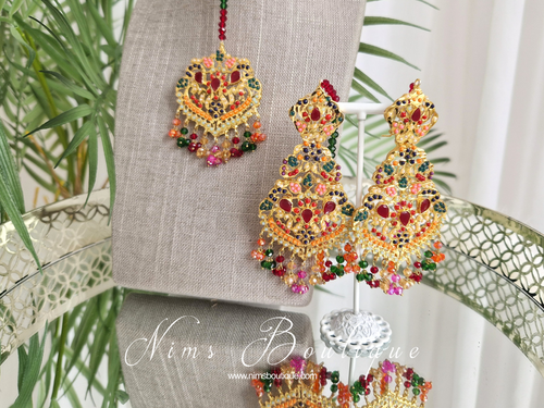 Neena Multicolour & Gold Earrings & Tikka Set