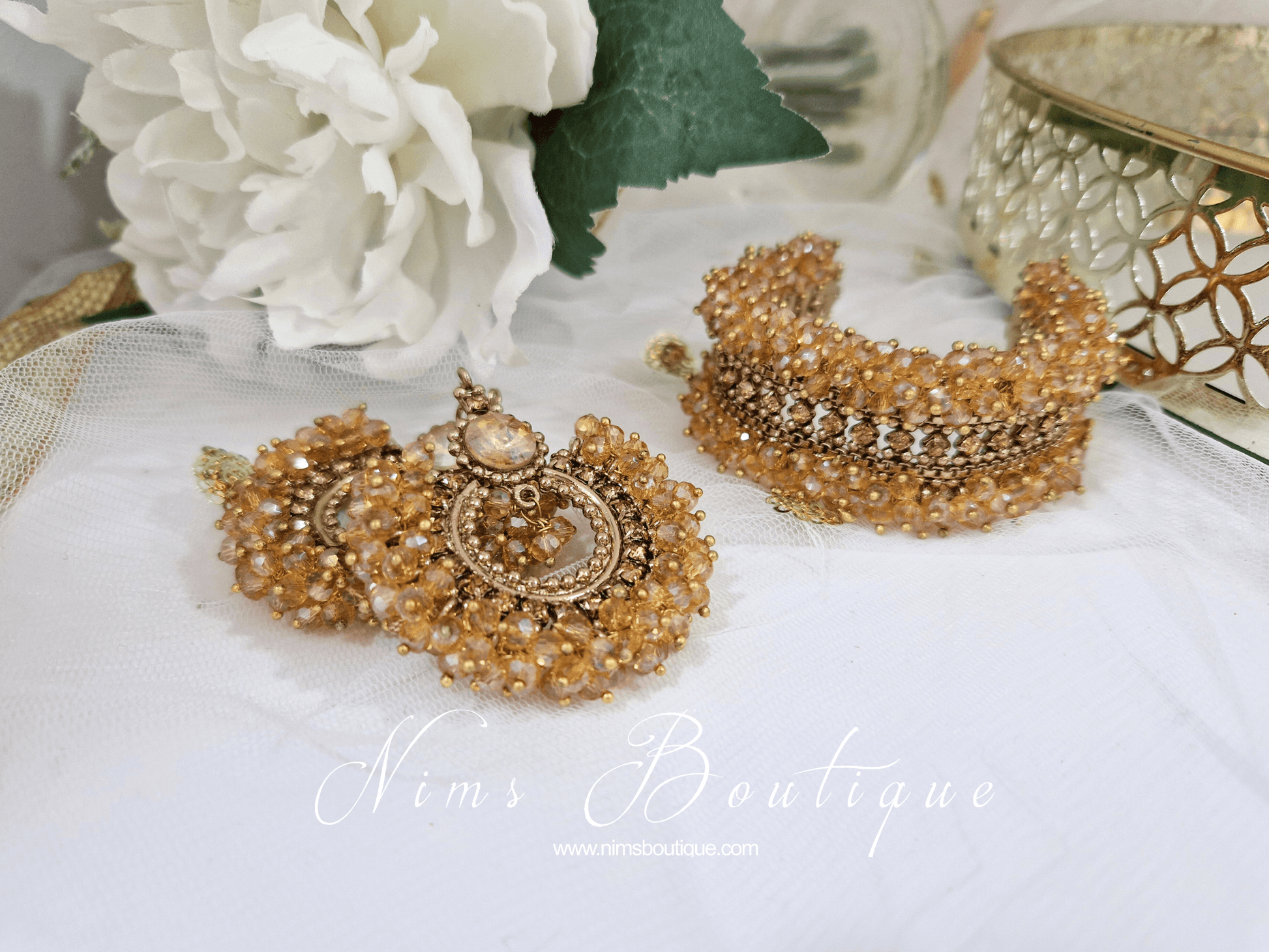 Nims Boutique Gold Stone Cluster Bracelet