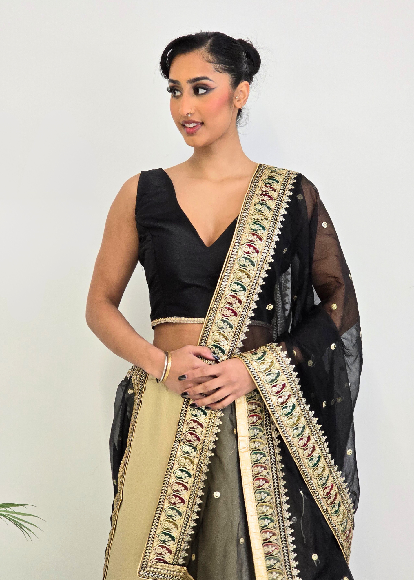 Nims Boutique Rupa Black Luxury Silk V Neck Blouse size 4-16