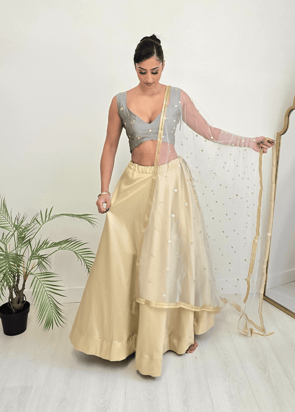 Nims Boutique White Net Sequin Dupatta/Chunni