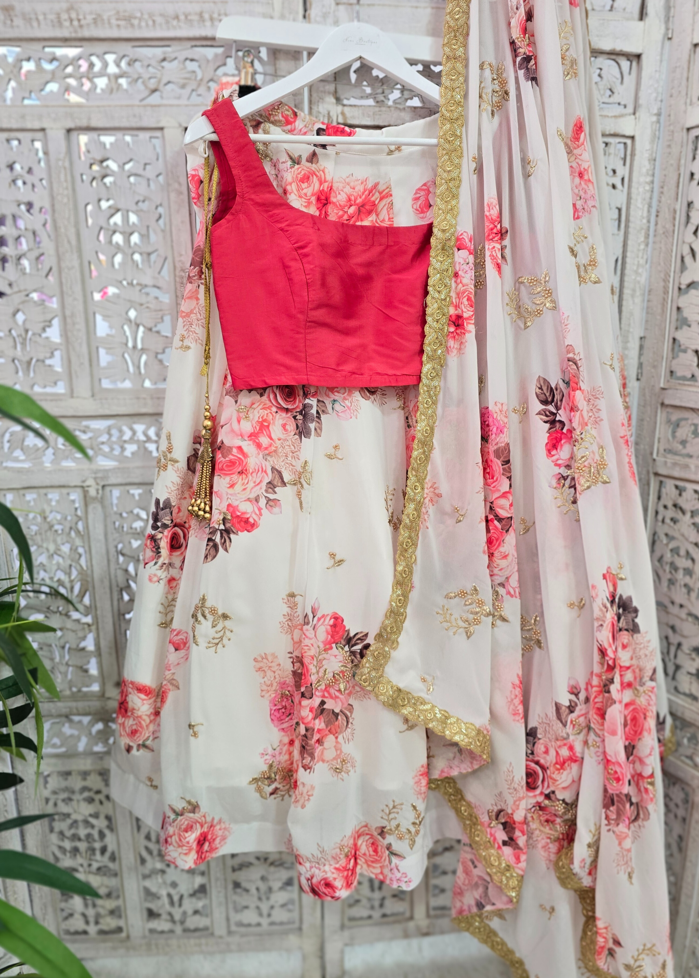Sleeveless Coral Silk Blouse (8-28)