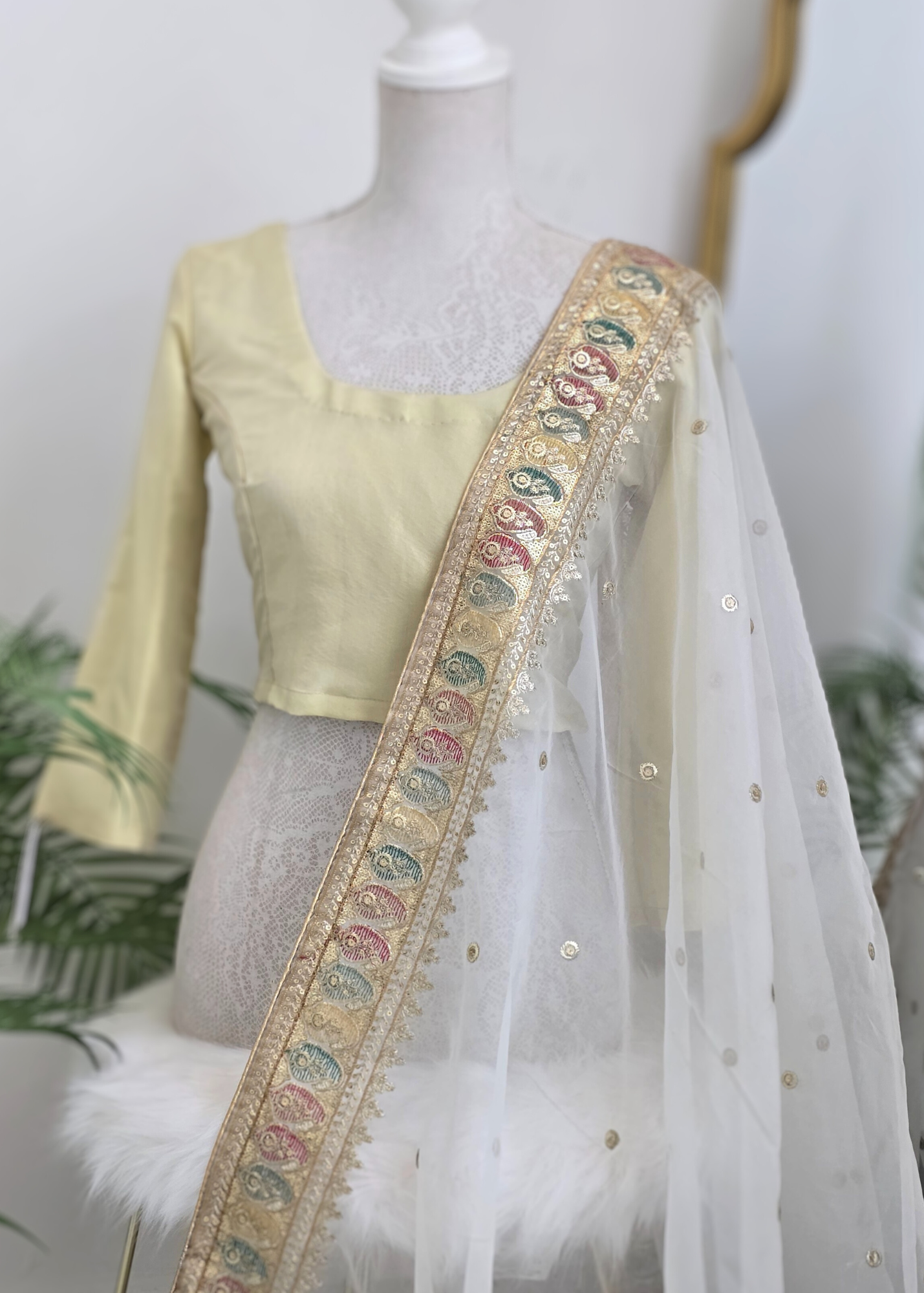 Sunidhi White Multicolour Organza Dupatta/Chunni