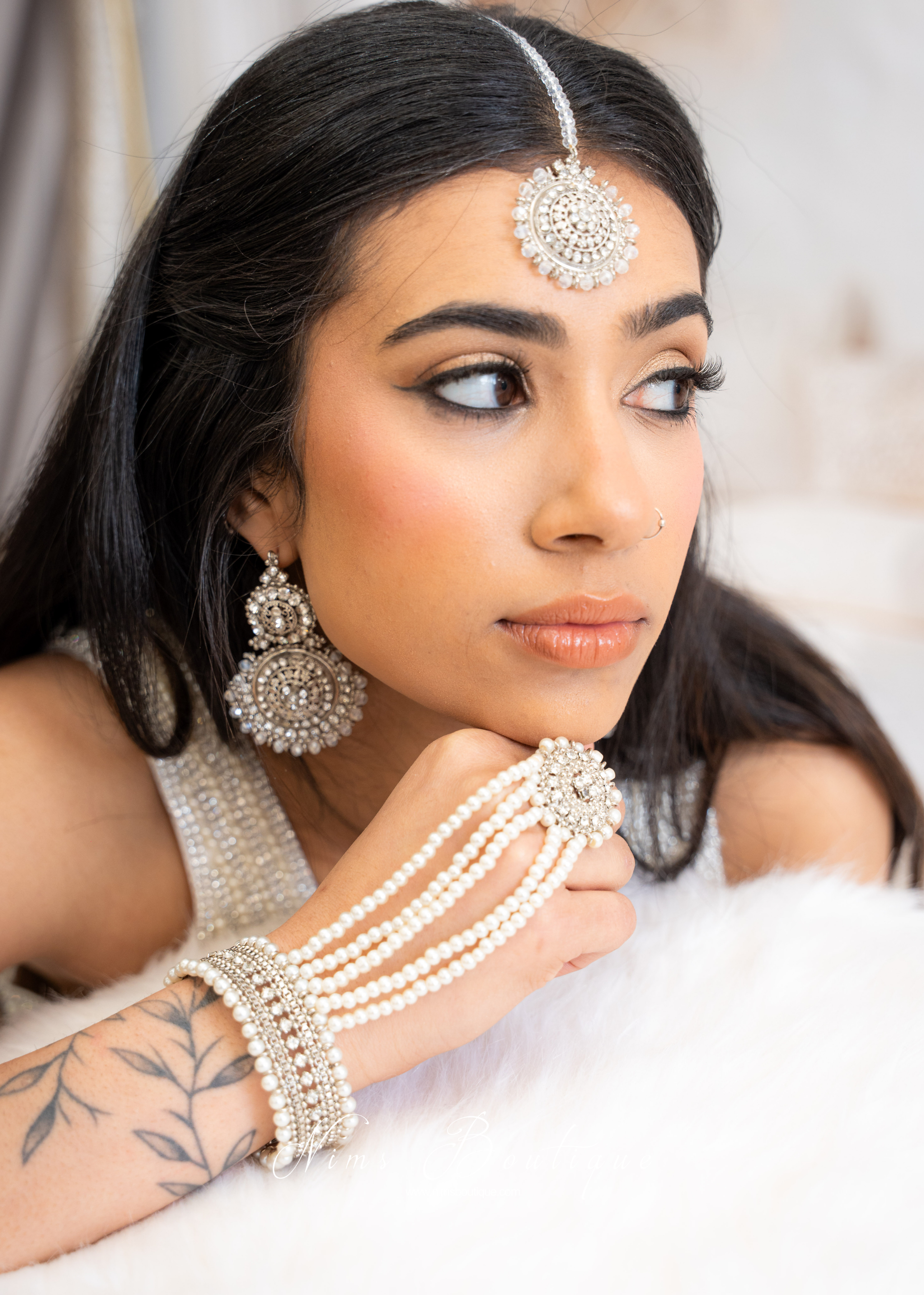 Royal Silver & Clear Tikka Set