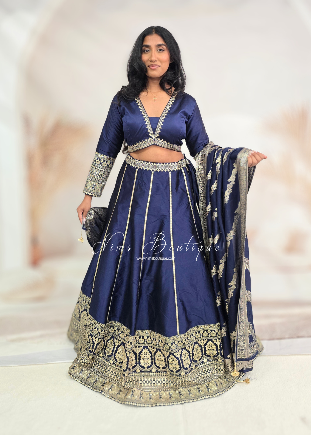 Luxury Silk Long Sleeve Lehnga (size 12-14)