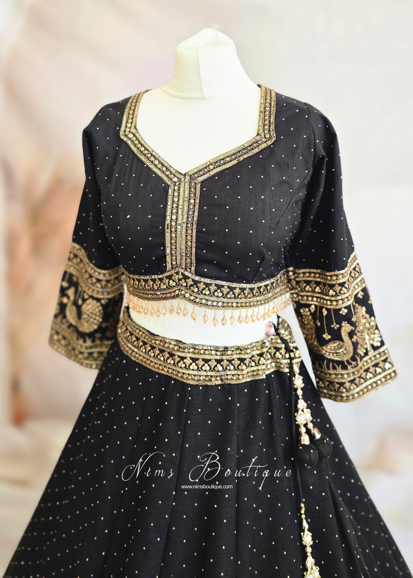 Luxury Black & Gold Peacock Long Sleeve Lehnga (size 12-14)