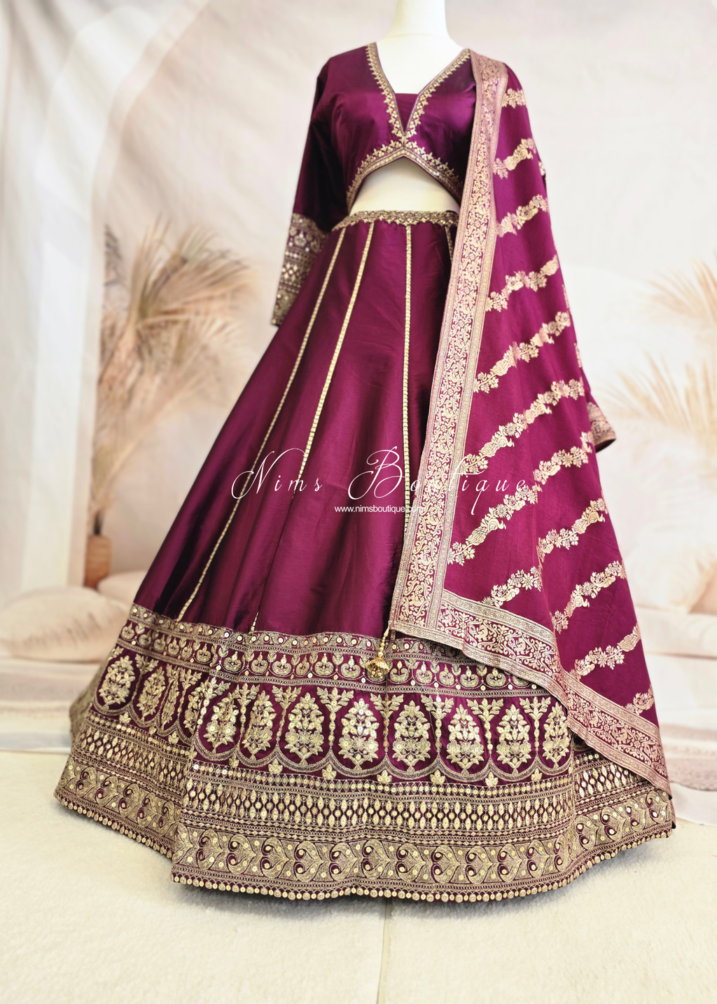 Luxury Silk Long Sleeve Lehnga (size 12-14)