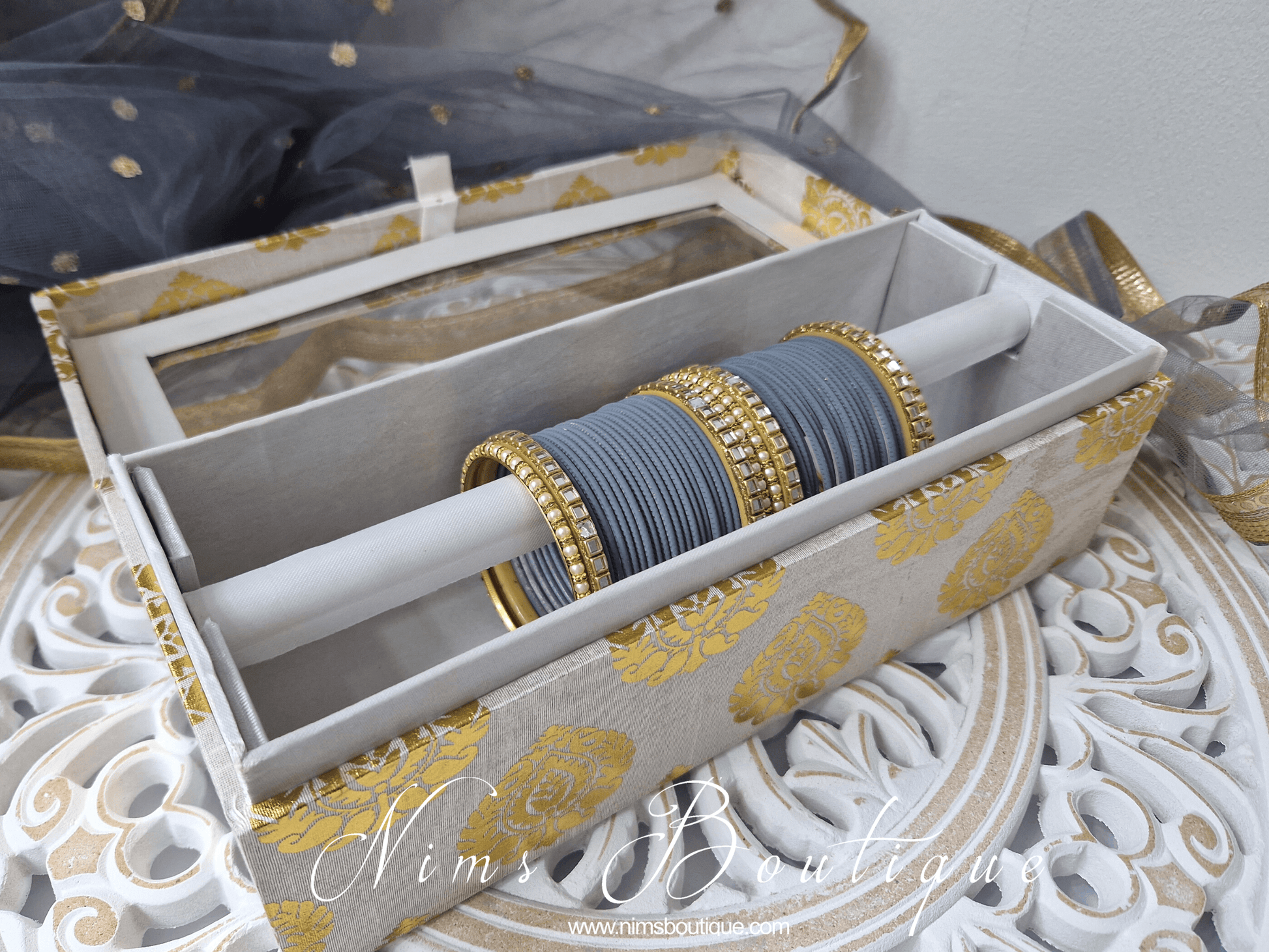 Nims Boutique Grey & Kundan Set of Bangles GN