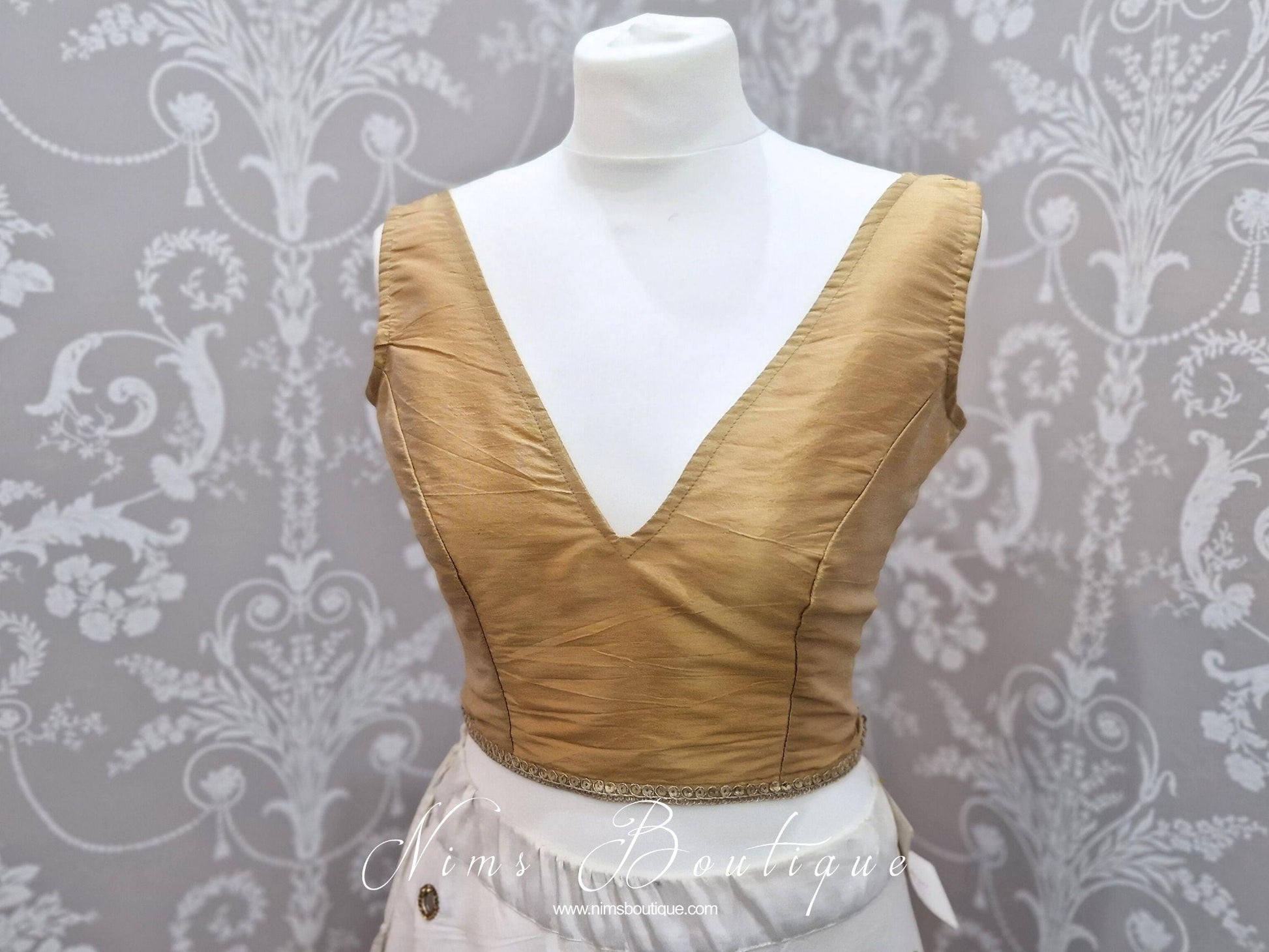 Nims Boutique Rupa Gold Luxury Silk V Neck Blouse size 4-16