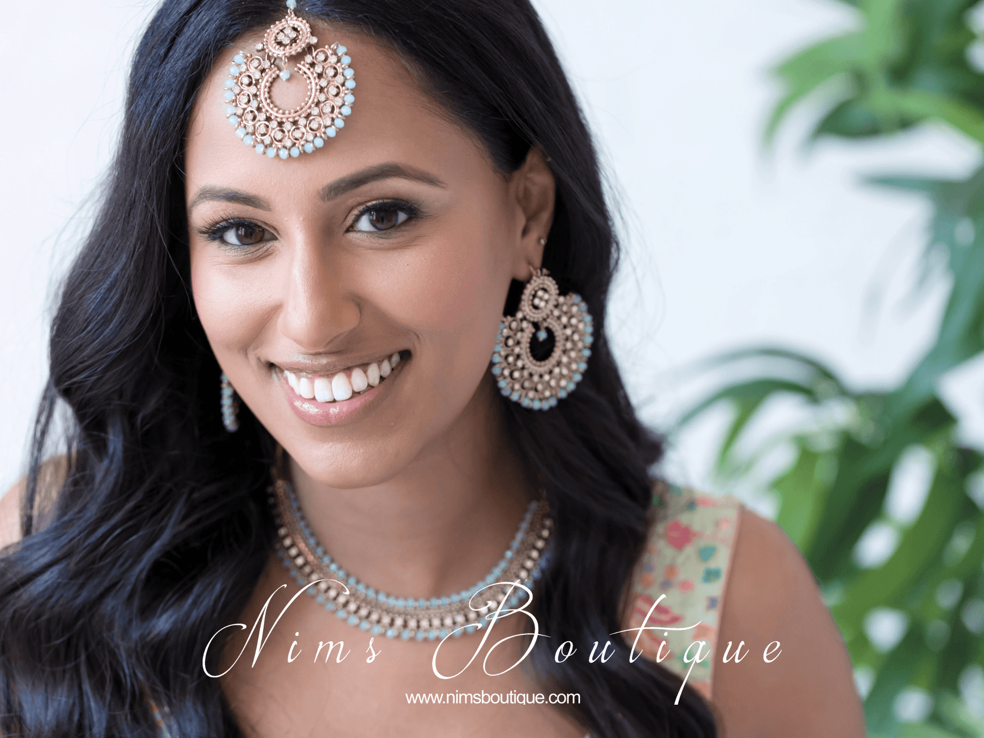 Nims Boutique Royal Antique Gold & Light Blue Chand Tikka Set 6cm