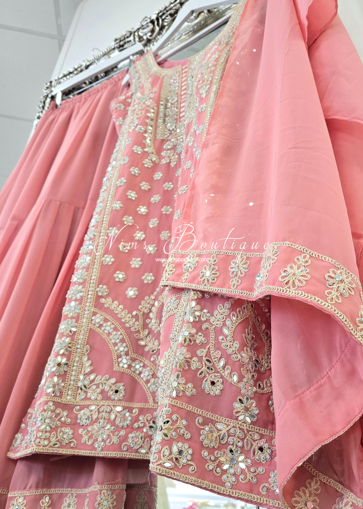 Dusky Pink Thread Embroidered Gharara Suit (size 10-12)