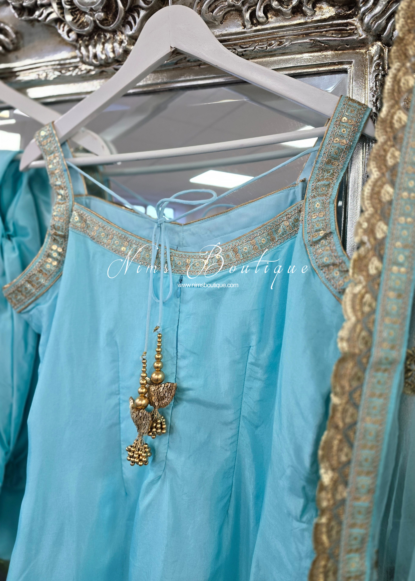 Sleeveless Sky Blue Silk Pajami Suit (sizes 18 to 22)