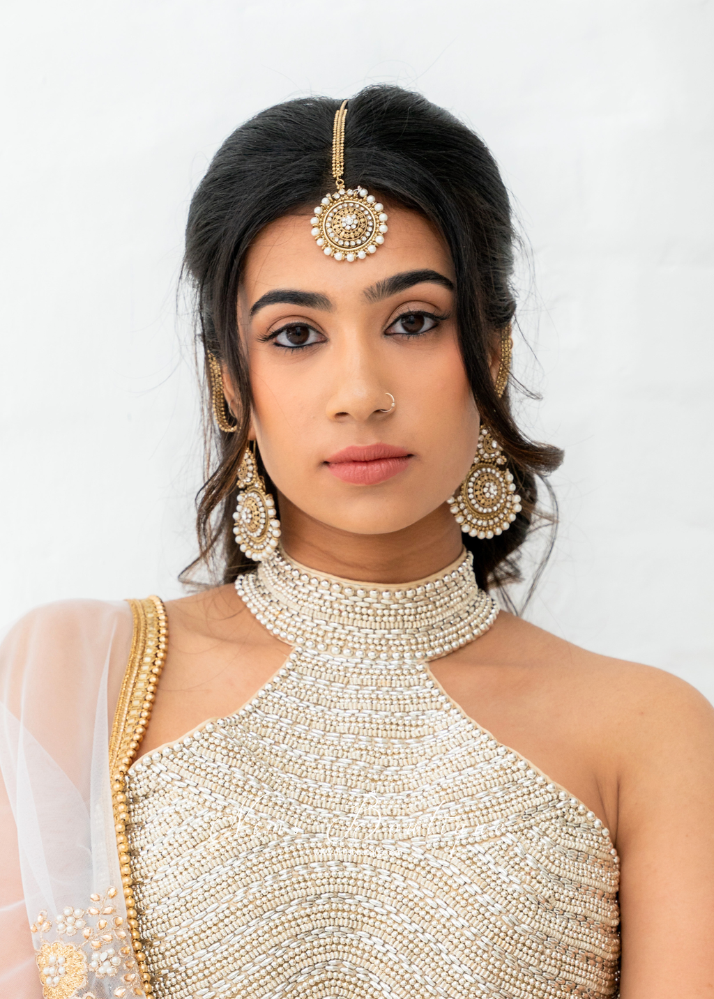 Royal Pearl Tikka Set (with earring chains)